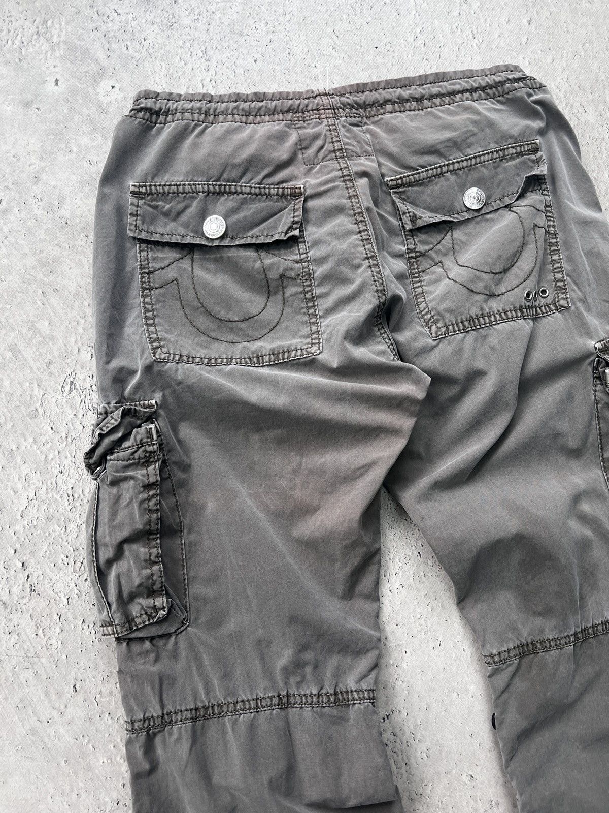 True Religion VINTAGE CARGO BONDAGE TRUE RELIGION PANTS Y2K Size US 30 / EU 46 - 4 Thumbnail