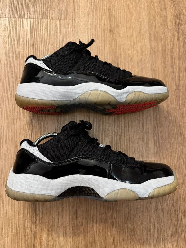Jordan Brand × Nike Nike Air Jordan 11 Retro Low Infrared 23 XI basketball 42,5 Size US 9 / EU 42 - 3 Thumbnail