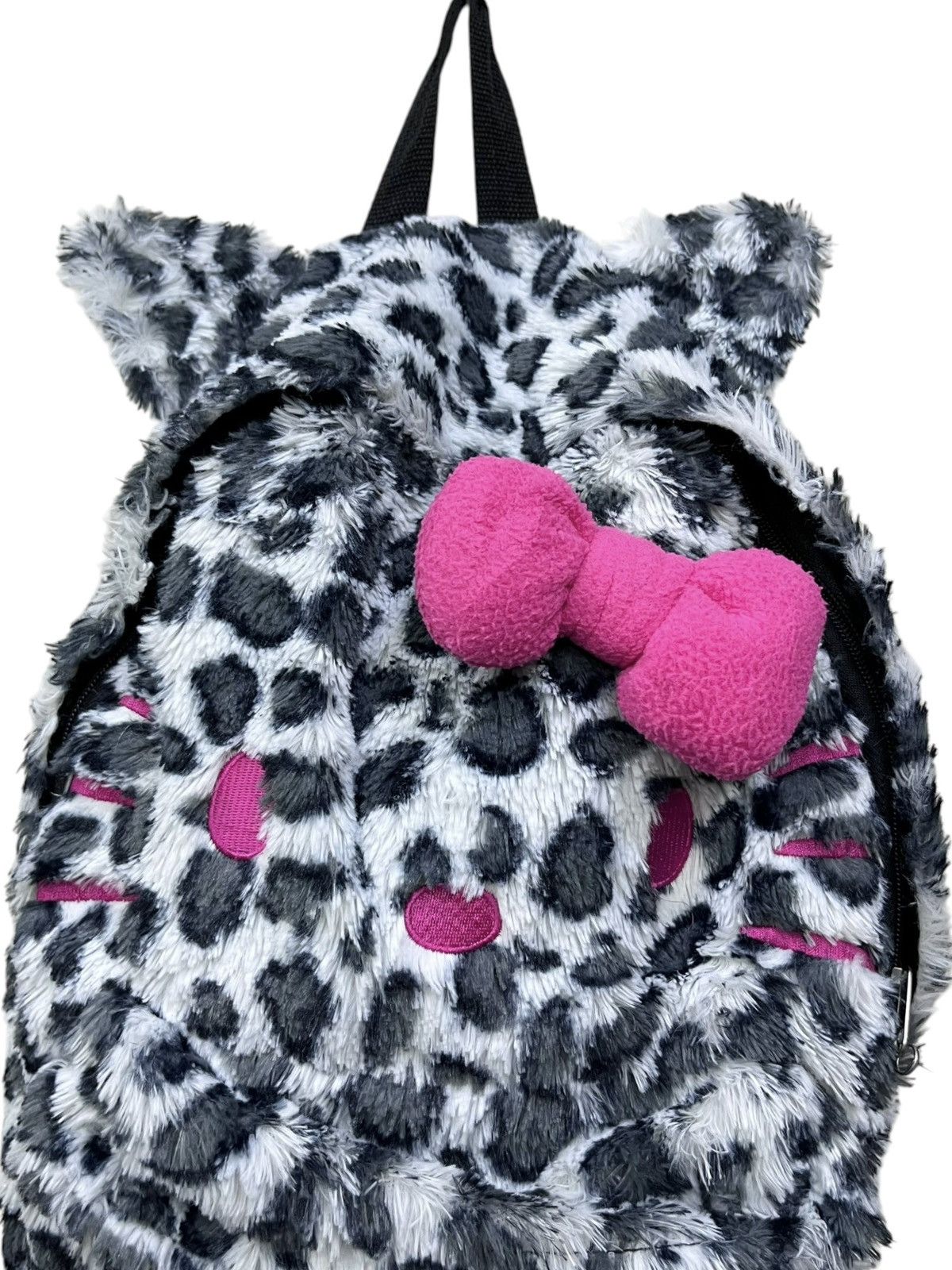 Cartoon Network Archive Hello Kitty Leopard Ears Furry Backpack Sanrio Rare Size ONE SIZE - 3 Thumbnail