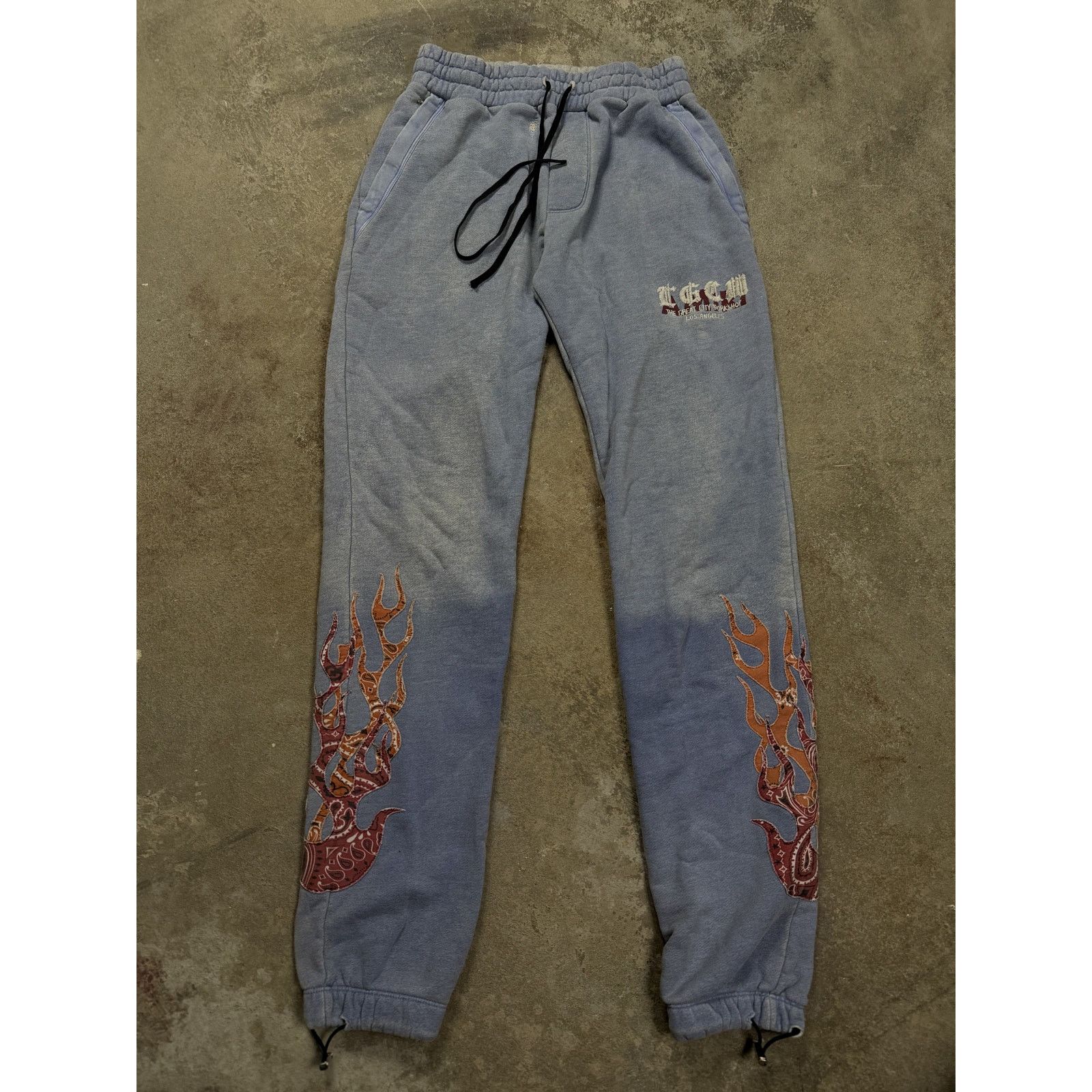 Amiri Amiri Flames Sweats Blue Used Medium Size US 32 / EU 48 - 1 Thumbnail