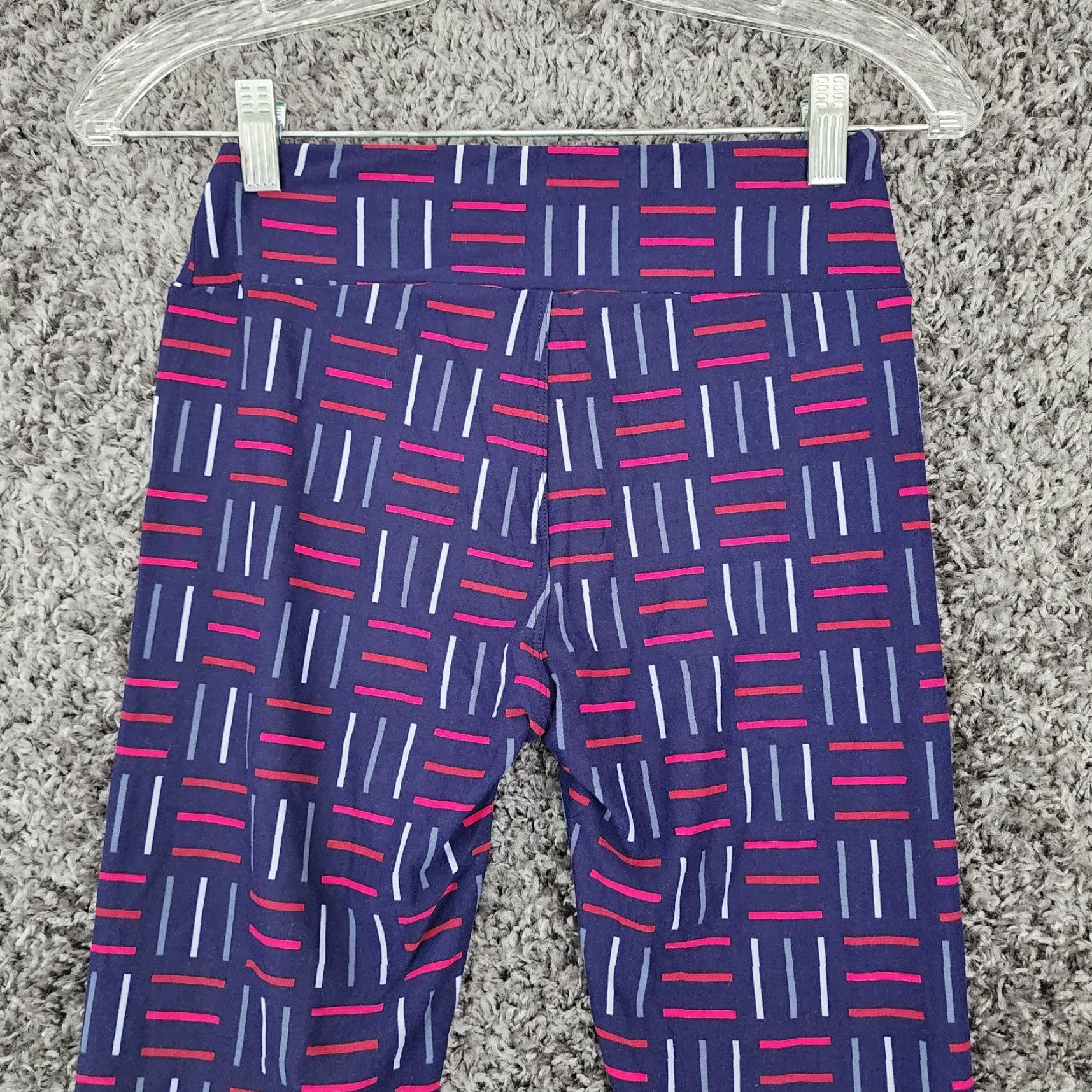 Vintage VINTAGE LuLaRoe Womens Purple Patterned Soft Leggings One Size Size 42" / US 20 - 8 Thumbnail