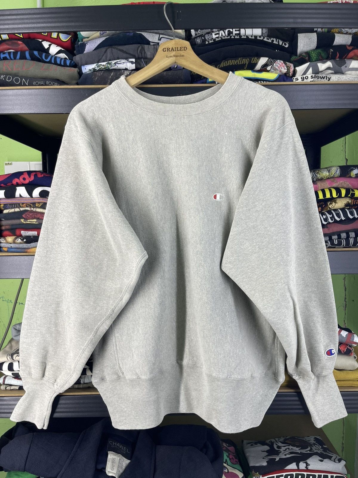 Champion Vintage Champion Reverse Weave Small Logo Grey Sweatshirt Size US M / EU 48-50 / 2 - 1 Thumbnail