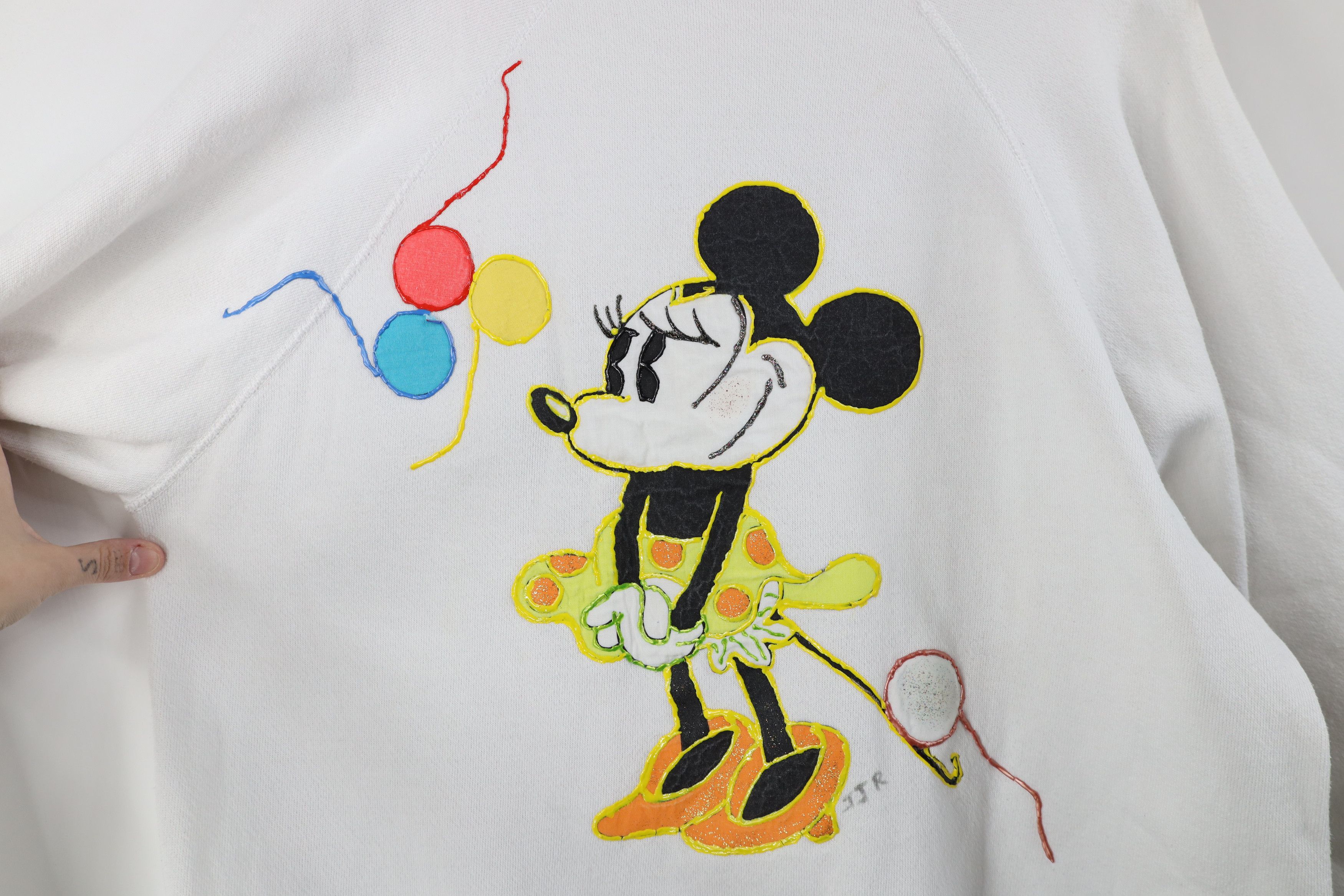 Disney × Vintage Vintage 90s Disney Puff Paint Minnie Mouse Sweatshirt USA Size XL / US 12-14 / IT 48-50 - 4 Thumbnail