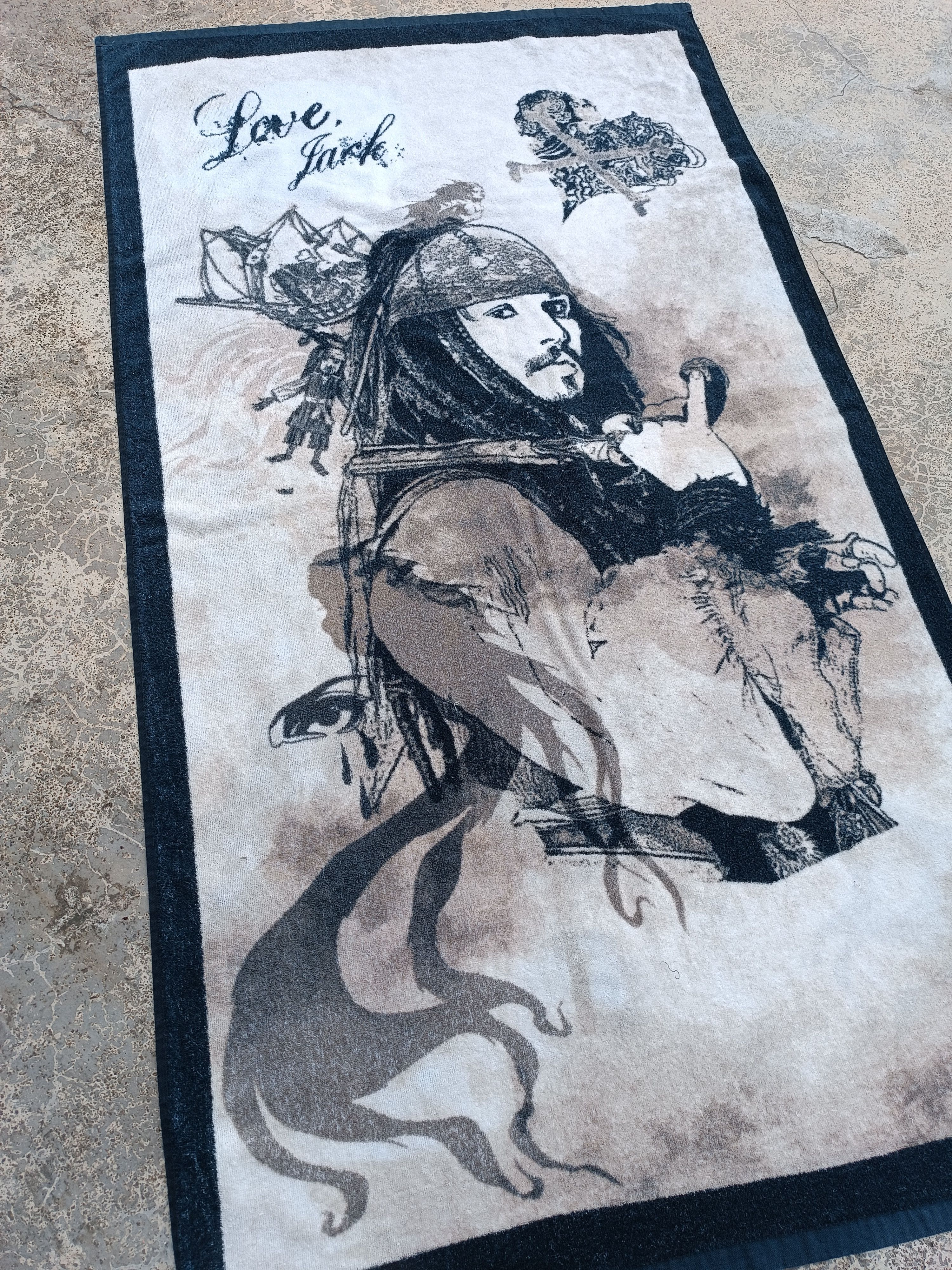 Disney Vintage Disney's Pirates of the Caribbean Beach Towel Size ONE SIZE - 6 Thumbnail