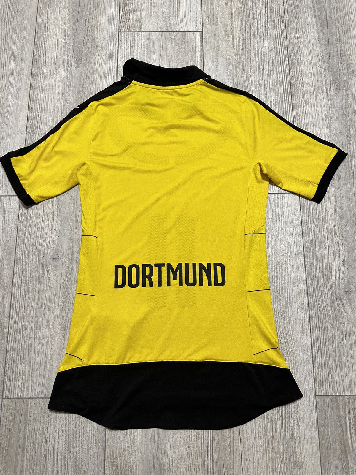 Puma 2015-16 Borussia Dortmund Puma Player Issue Home Shirt Size US M / EU 48-50 / 2 - 6 Thumbnail