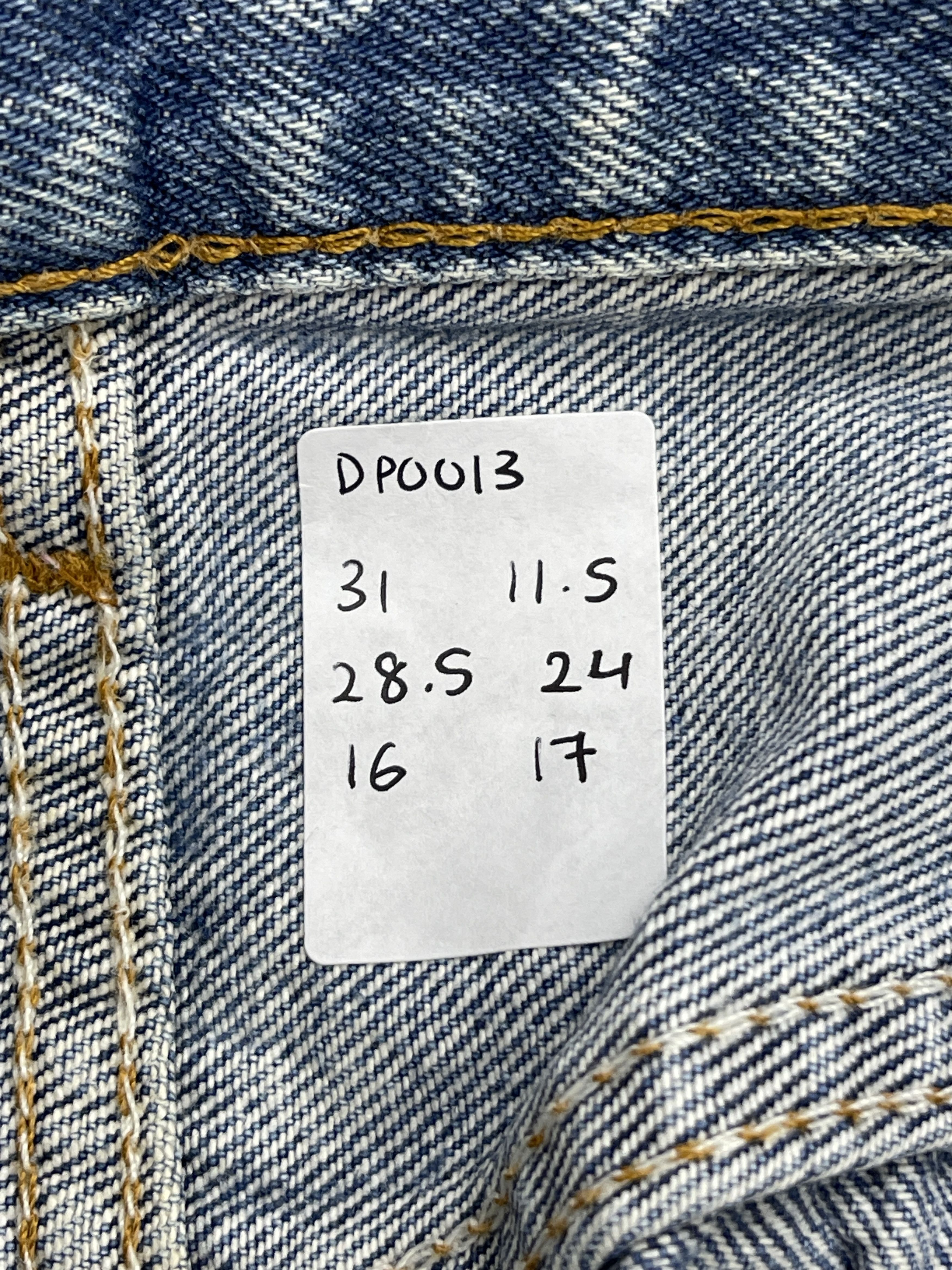 Levi's × Vintage Light Blue Washed Vintage 90s Levis 501 Denim Jeans Size US 31 - 13 Thumbnail