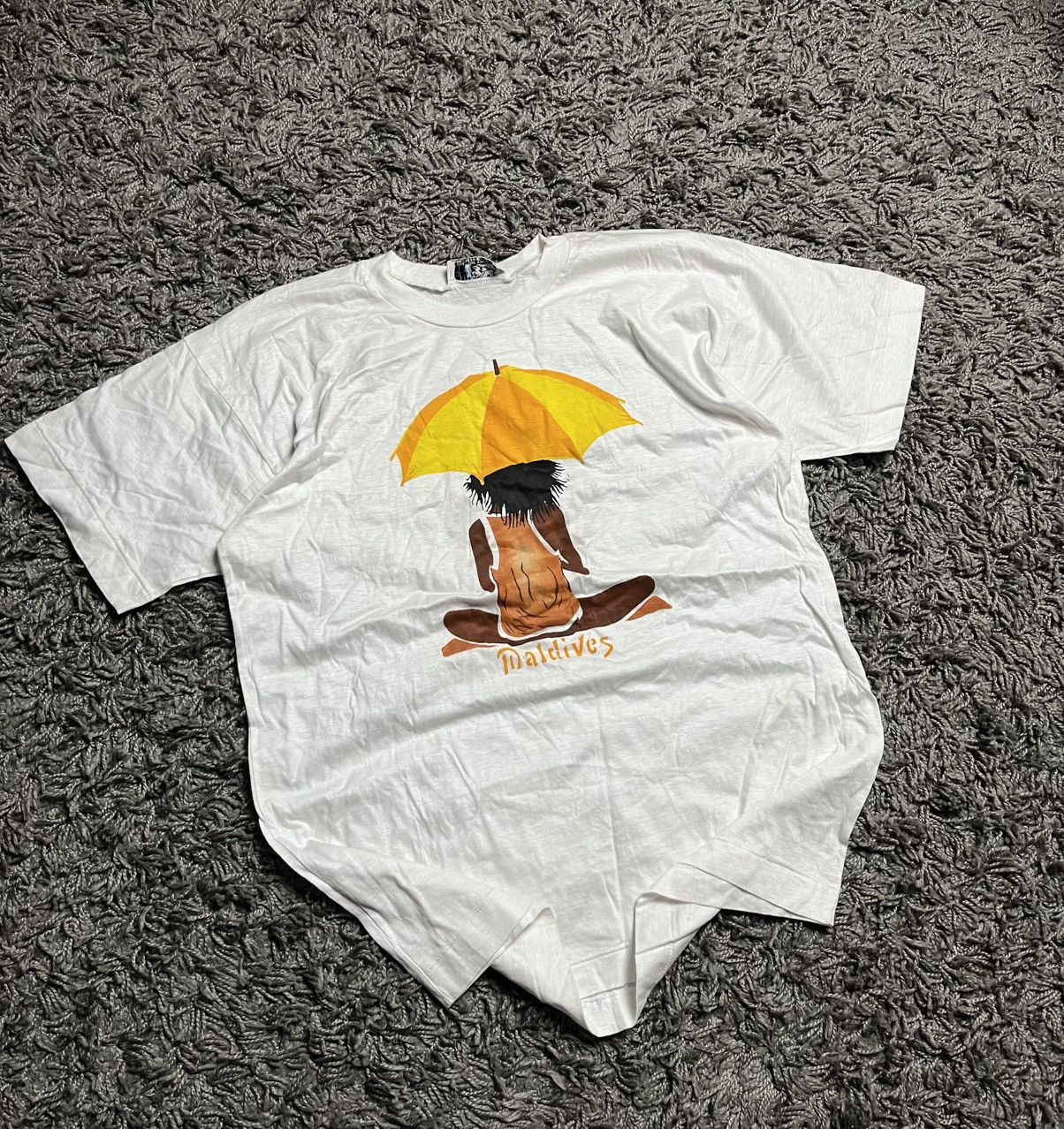 Vintage Vtg 90s Maldives Island Souvenir T-Shirt Single Stitch Size US M / EU 48-50 / 2 - 1 Thumbnail