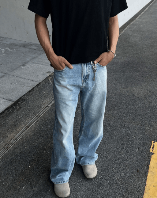 Japanese Brand Blue classic washed all-match casual straight slim jeans Size US 32 / EU 48 - 2 Thumbnail