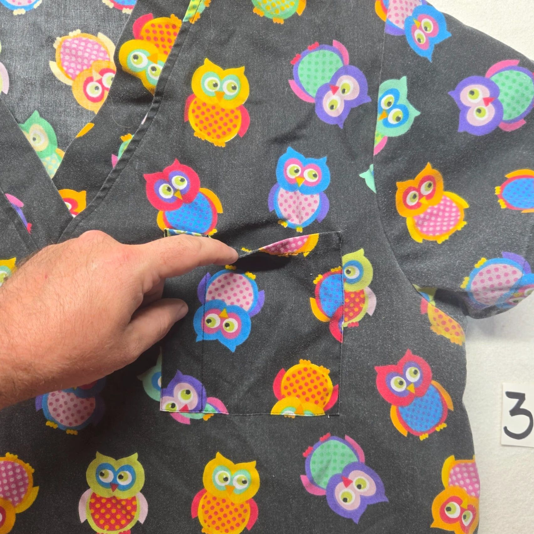 Vintage Nurses Shirt 2X Unisex Black Owl Print Scrub Top Short Sleeve Pediatrican Size US XXL / EU 58 / 5 - 4 Thumbnail