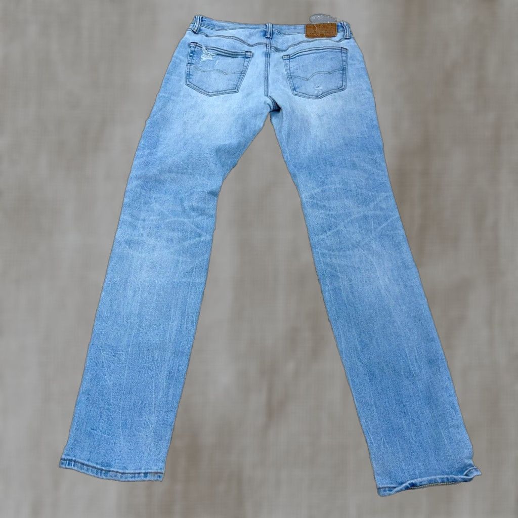 American Eagle Outfitters American Eagle Jeans Men 30x34 Athletic Skinny Fit Light Wash Blue 5-Pocket Denim Size US 30 / EU 46 - 1 Thumbnail