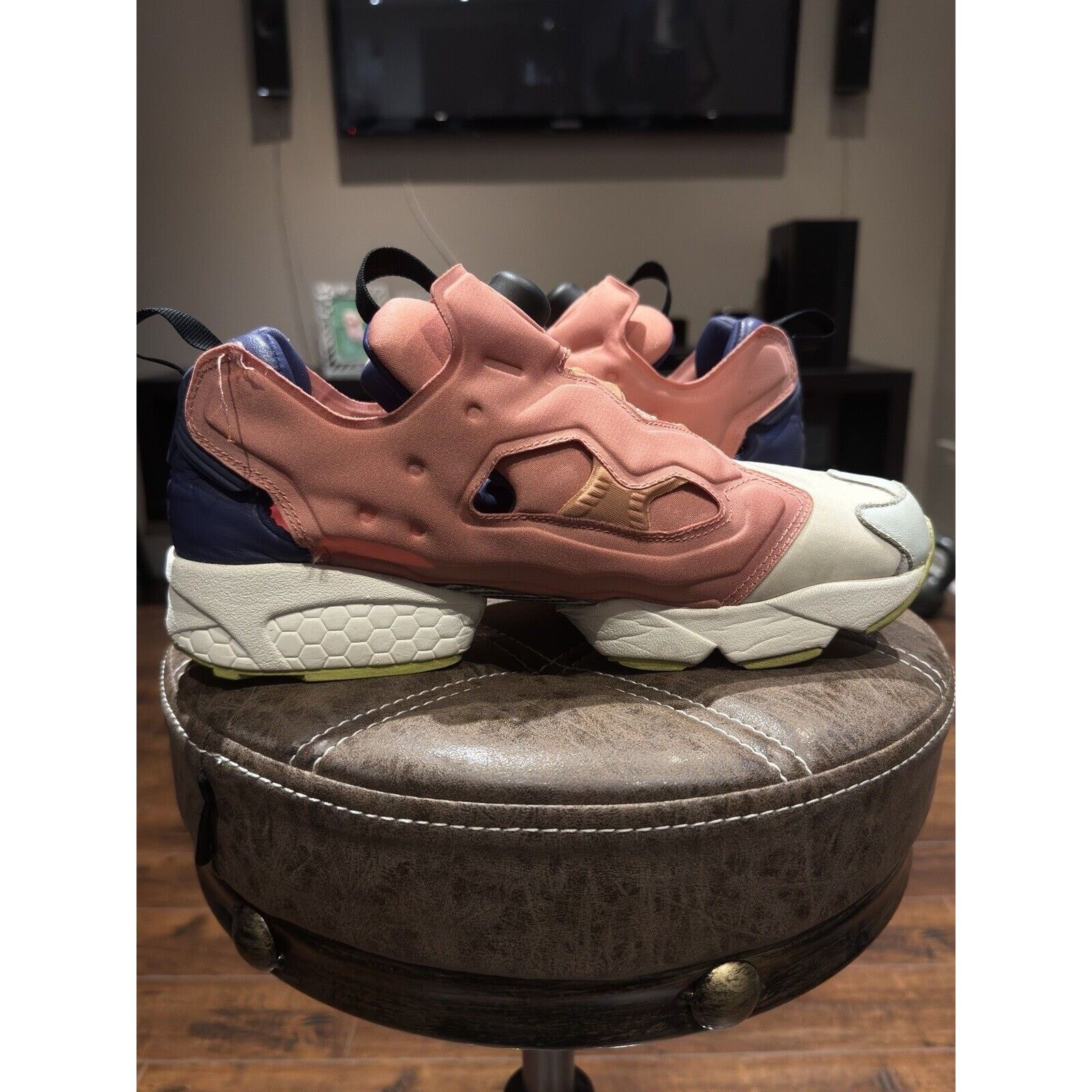 Reebok Reebok Instapump Fury Face Pink UK 8 EU 42 Sneakers Size US 8 / IT 38 - 12 Thumbnail
