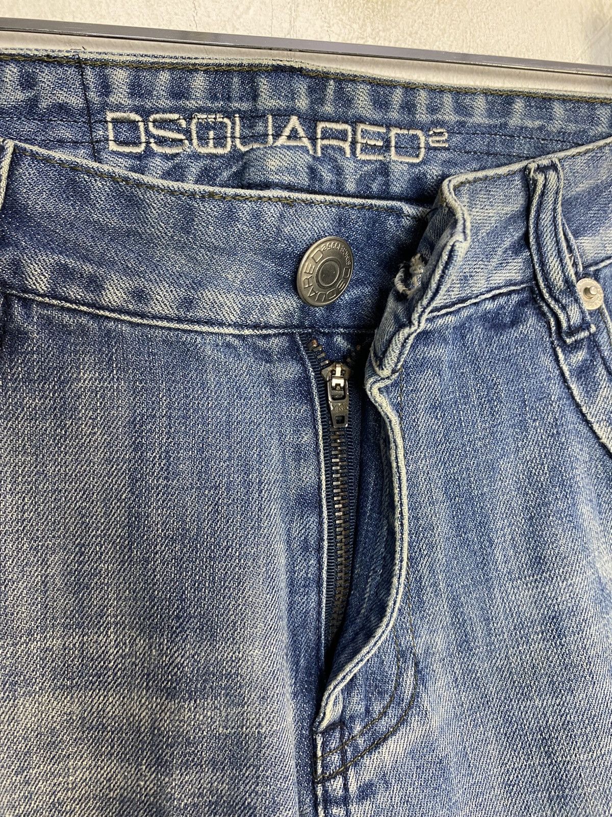 Dsquared2 Dsquared2 Distressed Indigo Denim Jeans Straight Cut Size 34 Size US 34 / EU 50 - 8 Thumbnail
