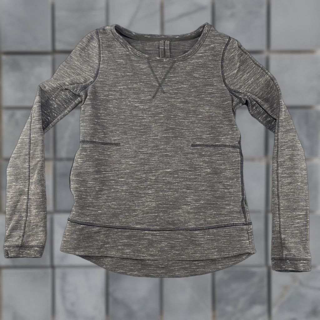 Lululemon Lululemon Sweater Women Small Gray Pullover Crew Long Sleeve Pockets Pleated Logo Knit Athletic Athleisure 90s Flair Womens Size S / US 4 / IT 40 - 1 Thumbnail