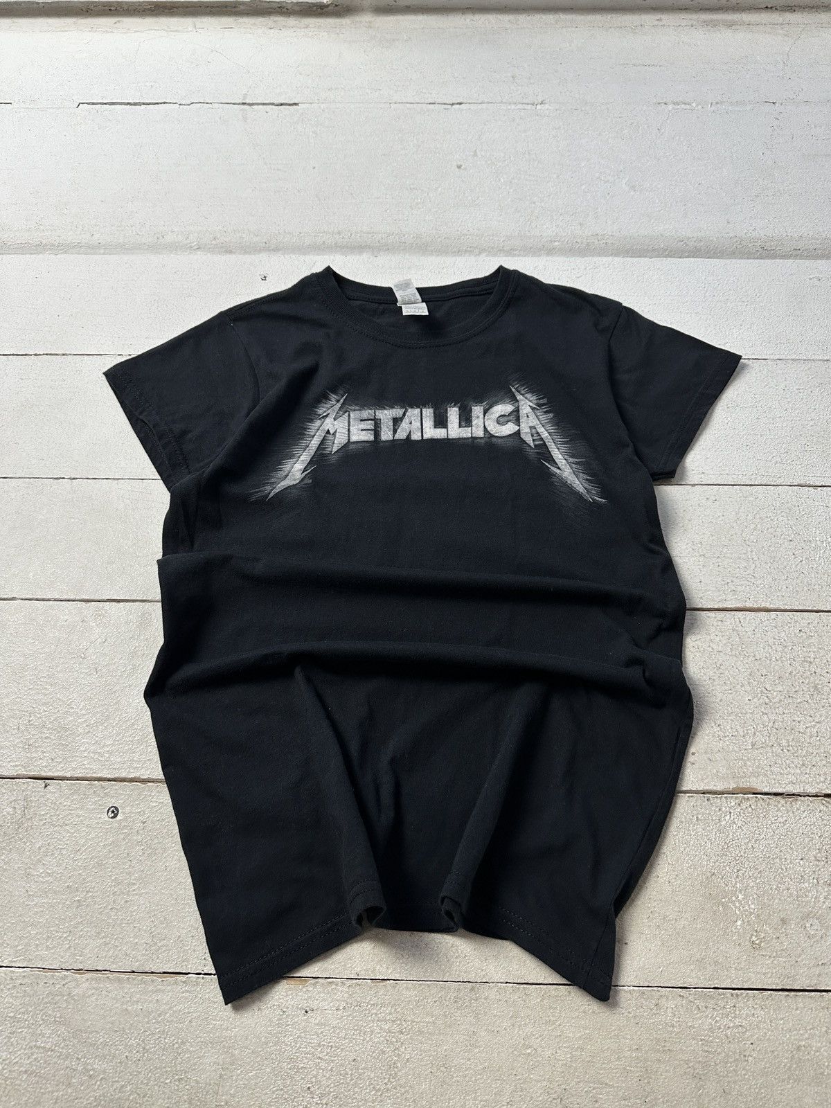Metallica 🚨RARE Metallica 2016 black big central logo wmns t shirt Size L / US 10 / IT 46 - 1 Thumbnail