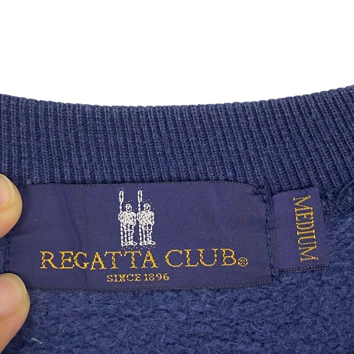 Vintage Vintage Regatta Club Crewneck Sweatshirt NavyBlue Size M Size US M / EU 48-50 / 2 - 5 Thumbnail