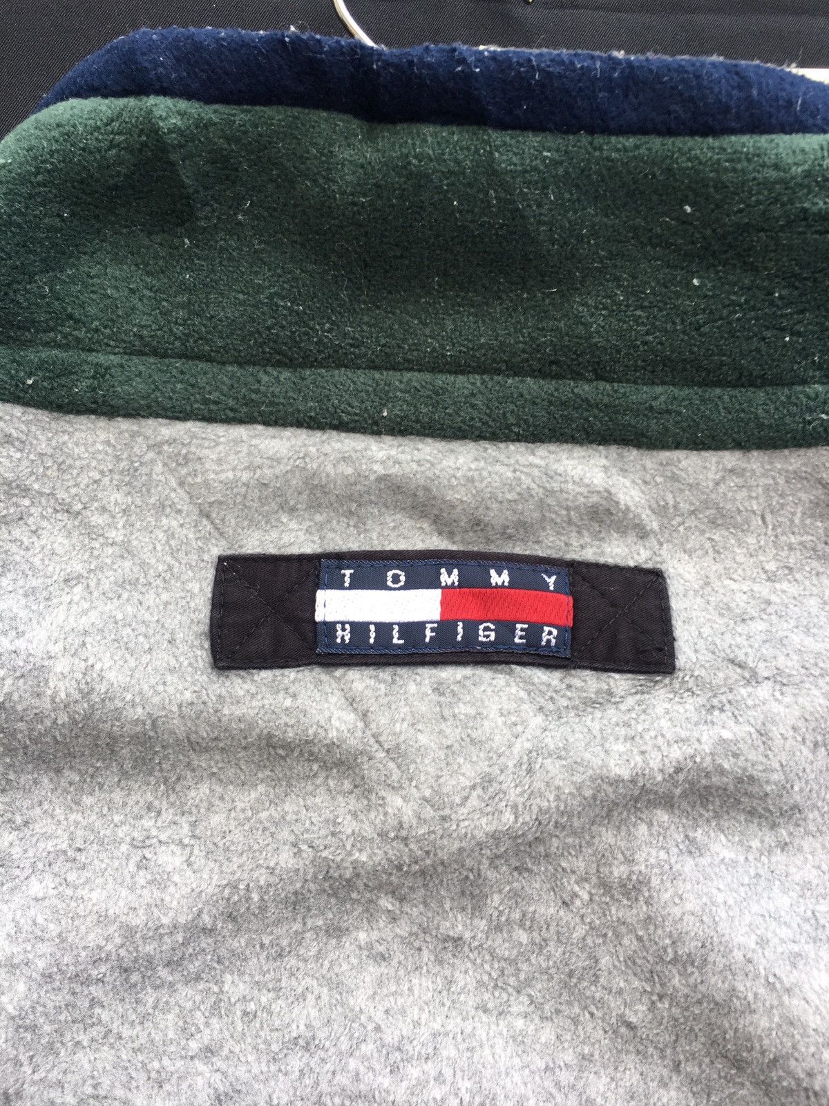 Tommy Hilfiger Rare Vintage 90s Tommy Hilfiger Sweatshirt Size US XL / EU 56 / 4 - 17 Thumbnail