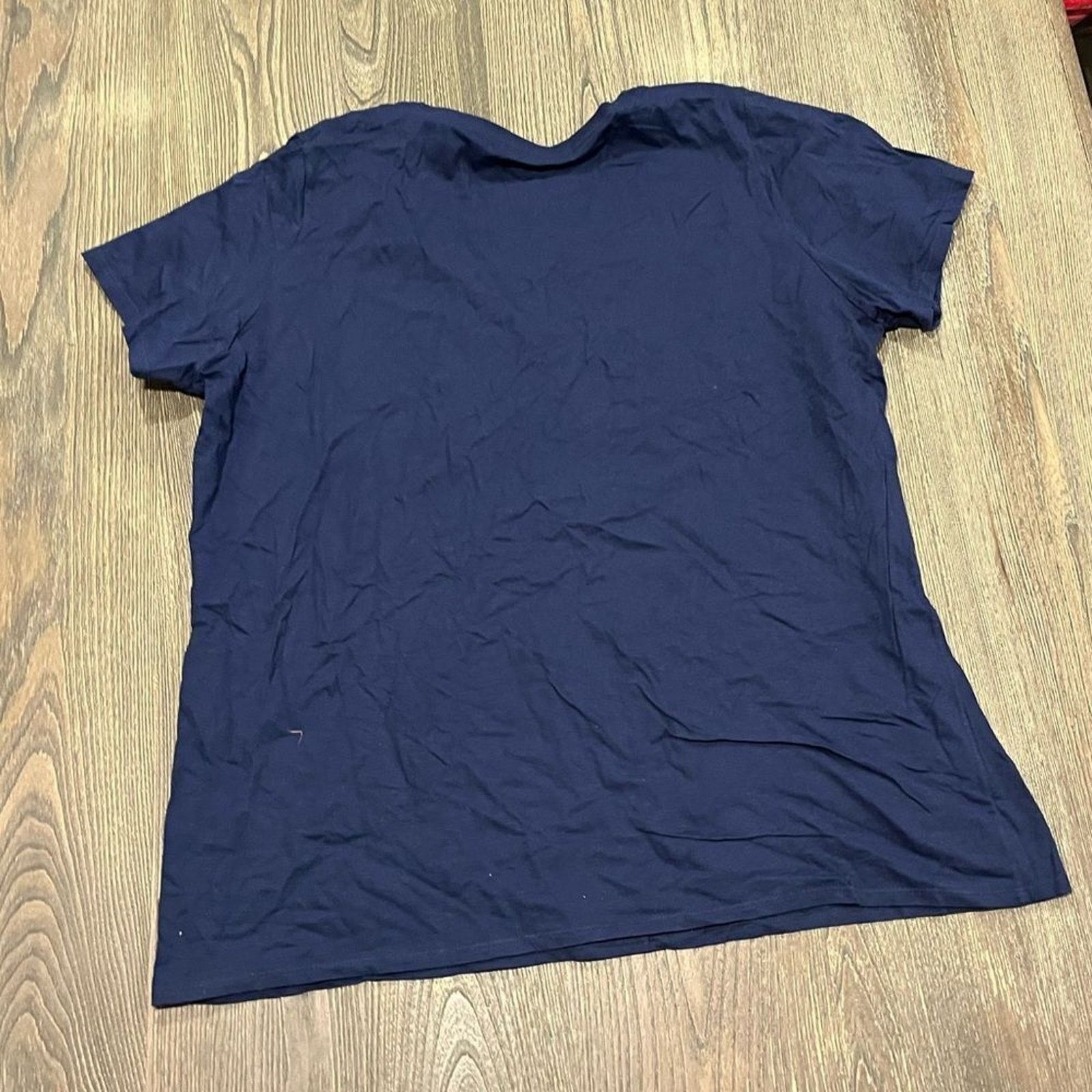 Nike NWOT Nike T-Shirt Scoopneck Short Sleeve Athletic Fit Sz XXL Size US XXL / EU 58 / 5 - 3 Thumbnail