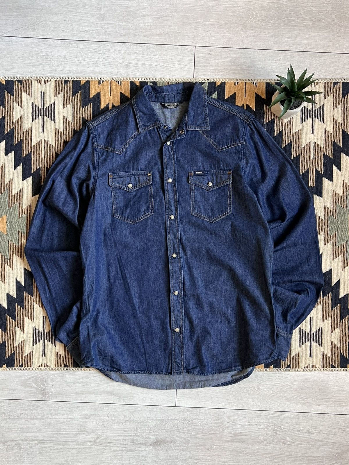 Diesel Diesel Vintage Denim Button Up Shirt Size US XL / EU 56 / 4 - 1 Thumbnail