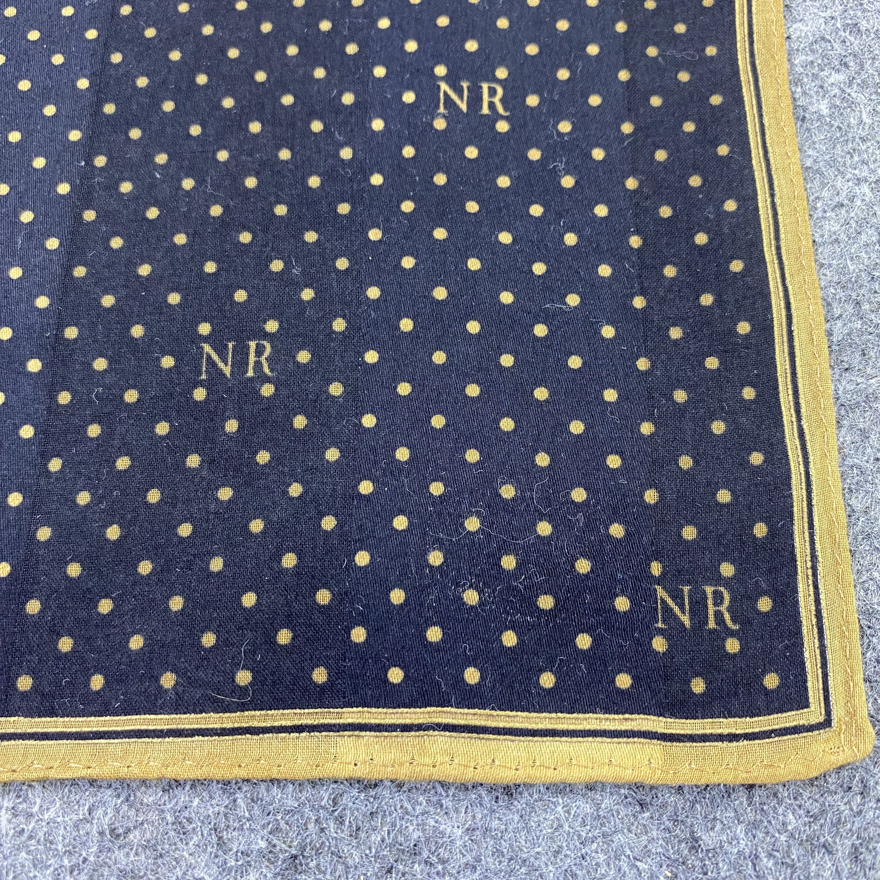 Nina Ricci Nina Ricci Handkerchief / Bandana / Neckerchief-B2333 Size ONE SIZE - 7 Thumbnail