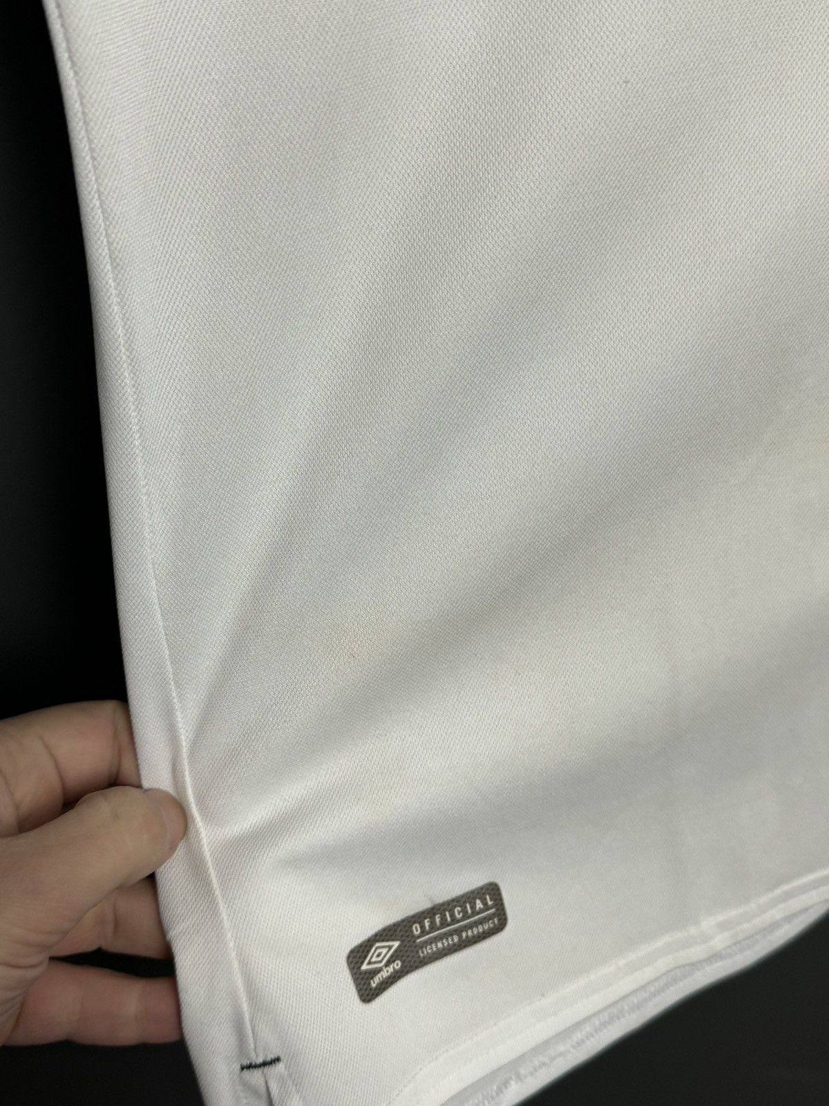 Umbro Hull City 17/18 Away Football Jersey Size US L / EU 52-54 / 3 - 8 Thumbnail