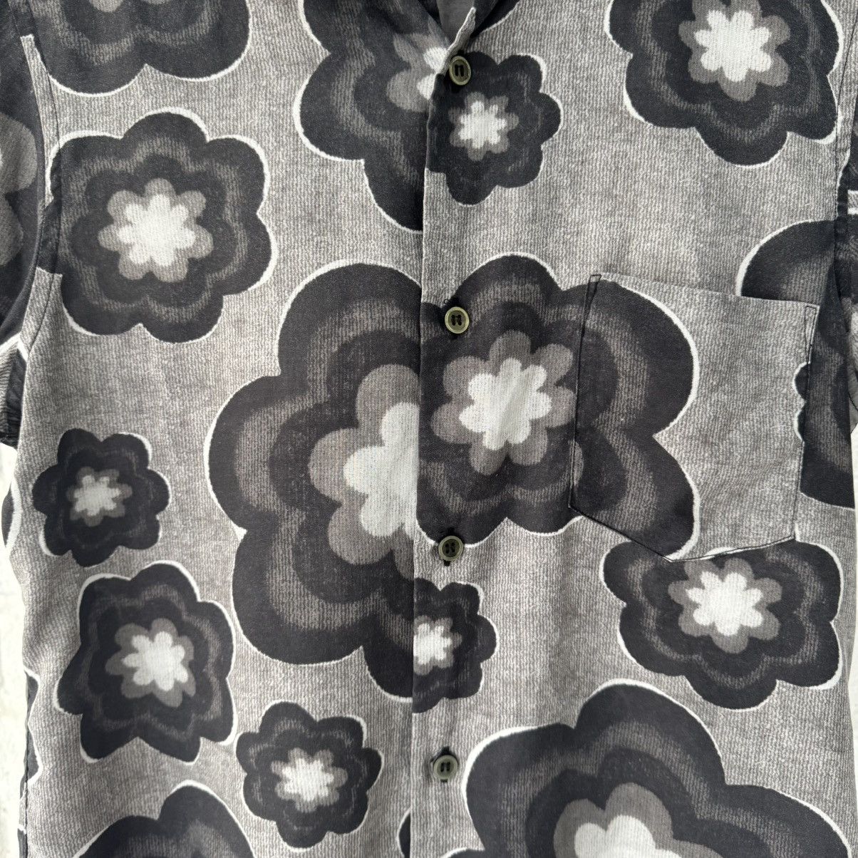 Comme des Garcons Black Black Comme Des Garçons Floral Rayon Shirt Size US S / EU 44-46 / 1 - 3 Thumbnail