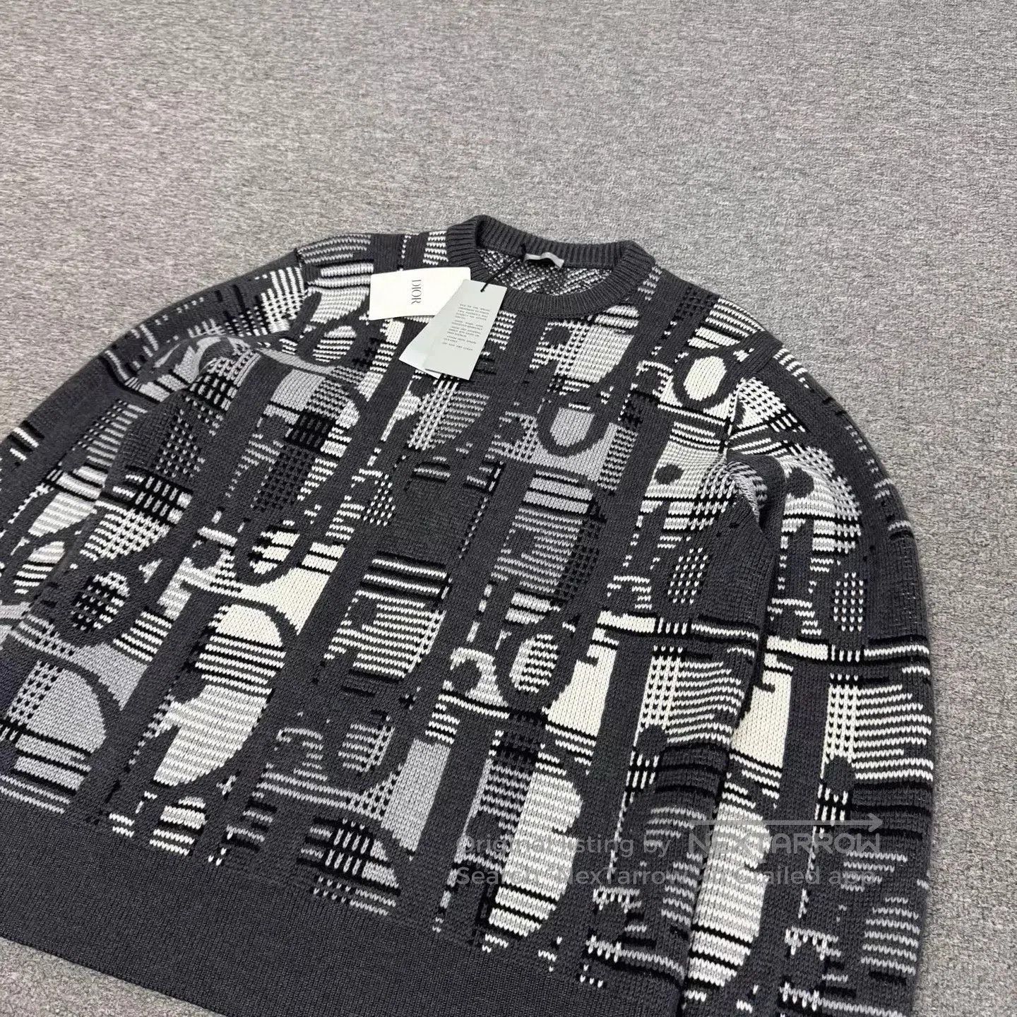 Dior Black Patterned Knit Sweater Size S. Size US S / EU 44-46 / 1 - 3 Thumbnail