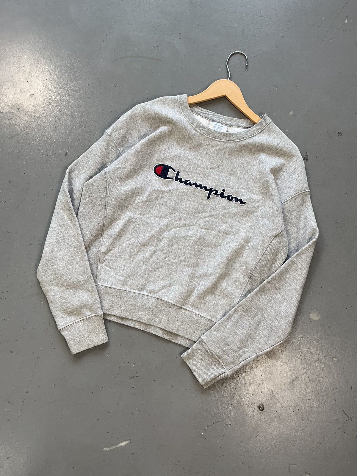 Champion × Vintage Vintage champion SpellOut boxy fit sweatshirt Size US S / EU 44-46 / 1 - 2 Thumbnail