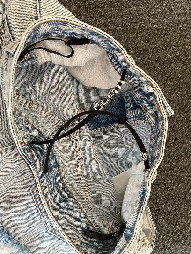 Alexander Wang Alexander Wang Denim Shorts with Rhinestones. Size US 27 - 4 Thumbnail