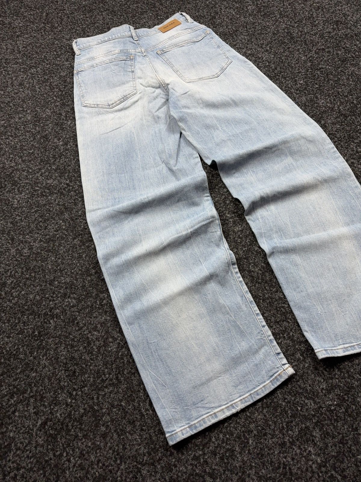 Diesel Luxury 00s Diesel Industry Widee Light Wash Y2K Denim Jeans Size 26" / US 2 / IT 38 - 12 Thumbnail