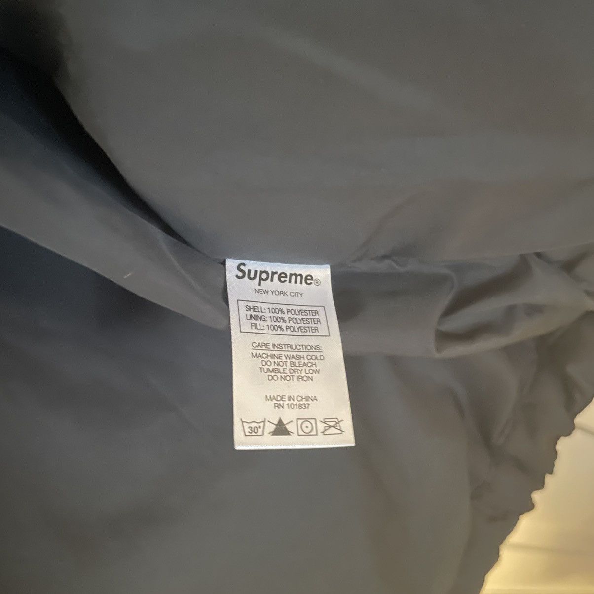 Supreme SS21 Supreme Iggy Pop Puffer Jacket Black Size Medium Size US M / EU 48-50 / 2 - 7 Thumbnail