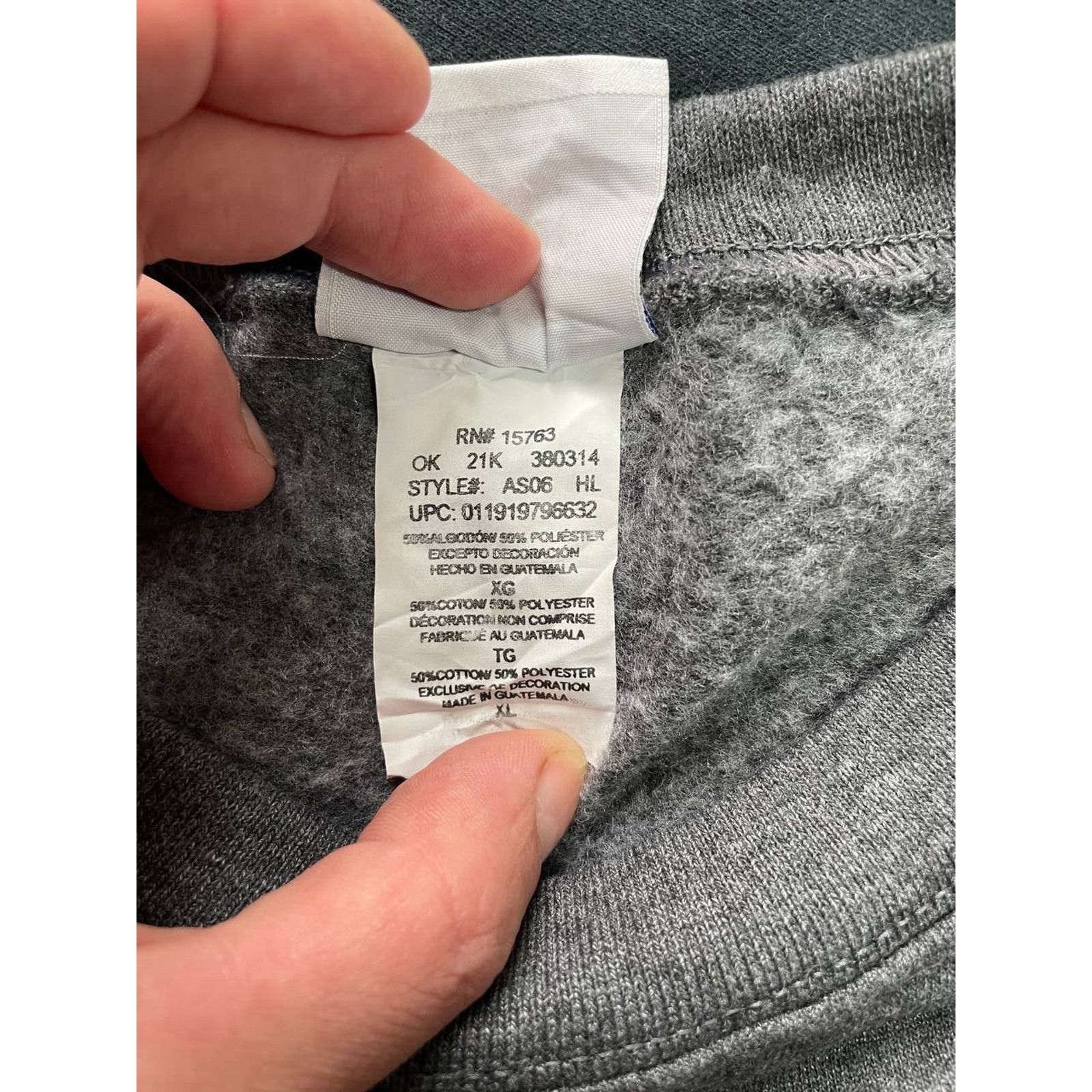Champion Vintage Champion Eco Authentic Grey Crewneck Sweatshirt XL Size US XL / EU 56 / 4 - 8 Thumbnail