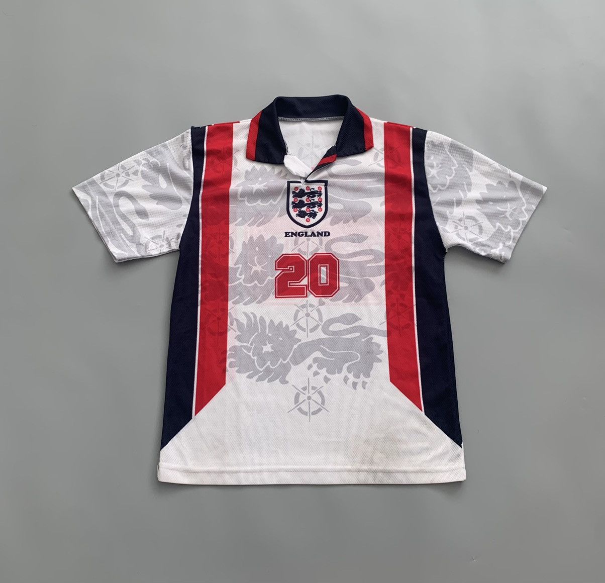 Vintage Vintage England Owen 20 Soccer Jersey Replica Football Shirt Size US M / EU 48-50 / 2 - 2 Thumbnail