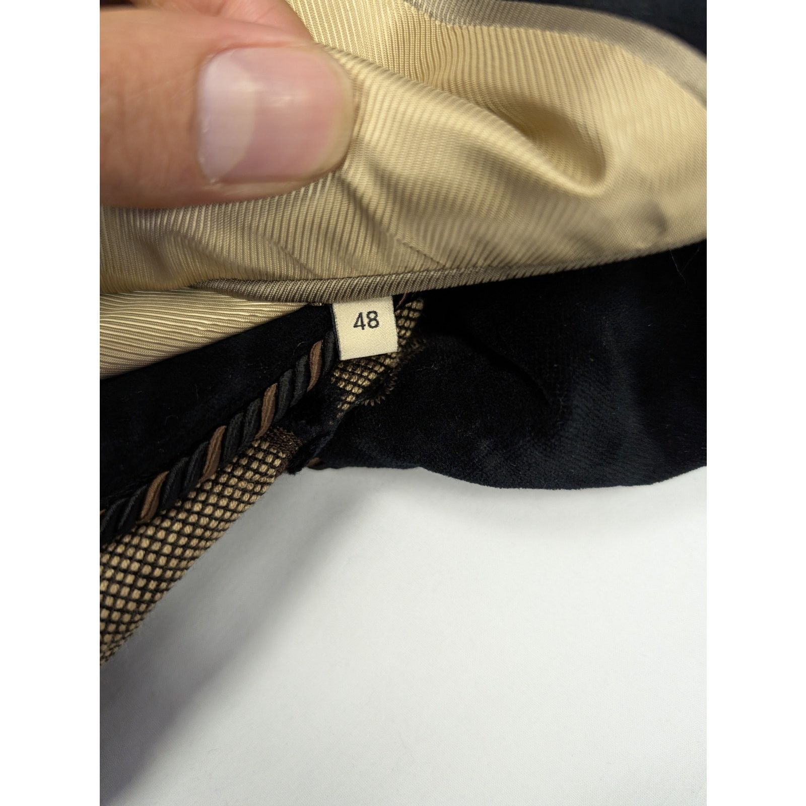 Gucci o1rshd1 GG Logo Blazer Jacket in Beige/Black Size US M / EU 48-50 / 2 - 14 Thumbnail