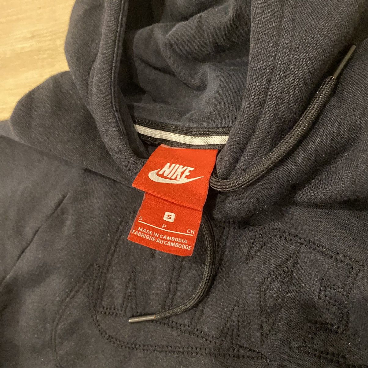 Other Vintage Nike 00s Big Central Logo Swoosh Hoodie Size US S / EU 44-46 / 1 - 5 Thumbnail