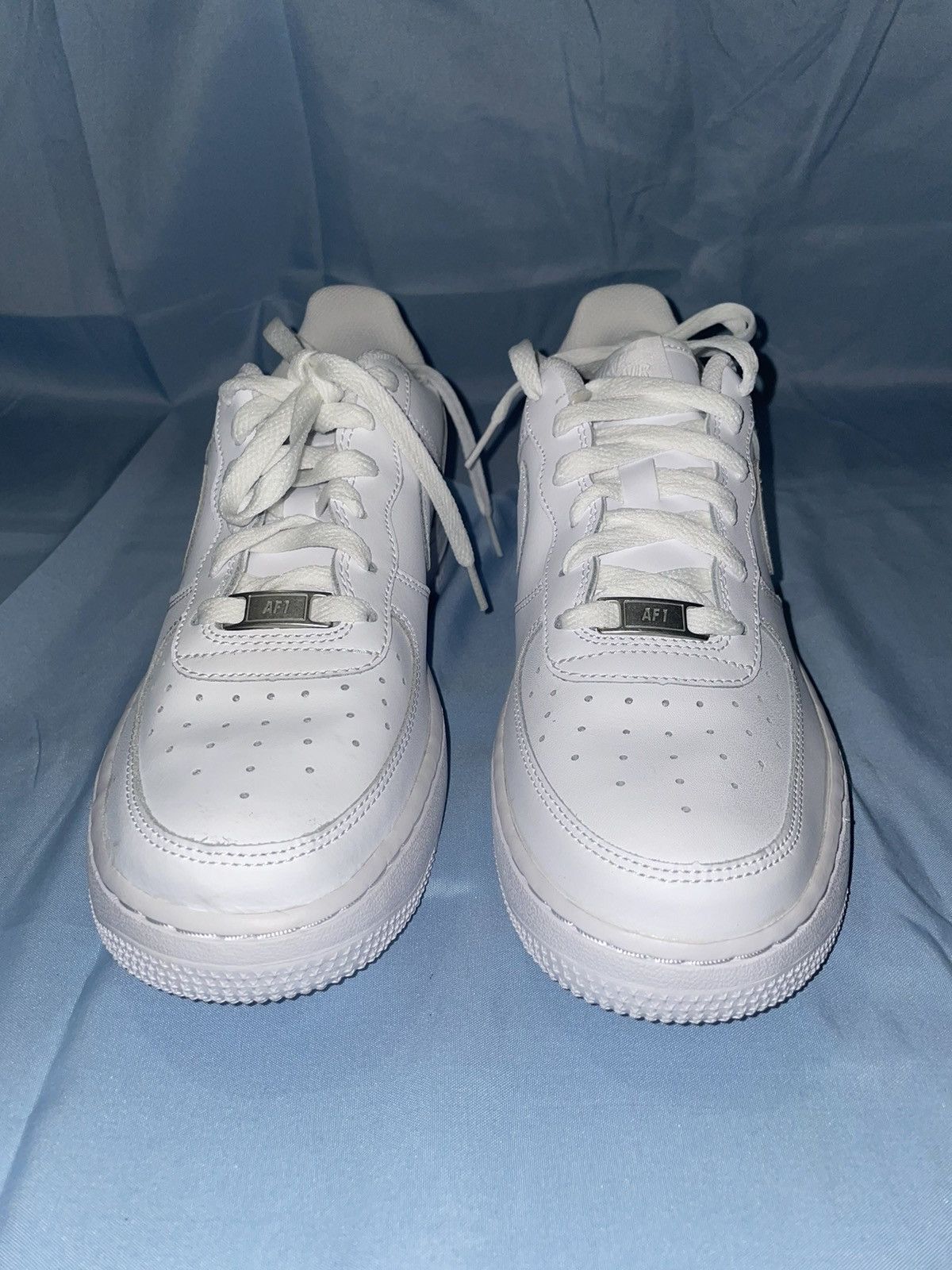 Nike Nike Air Force 1 (GS) Size US 7 / EU 40 - 1 Thumbnail