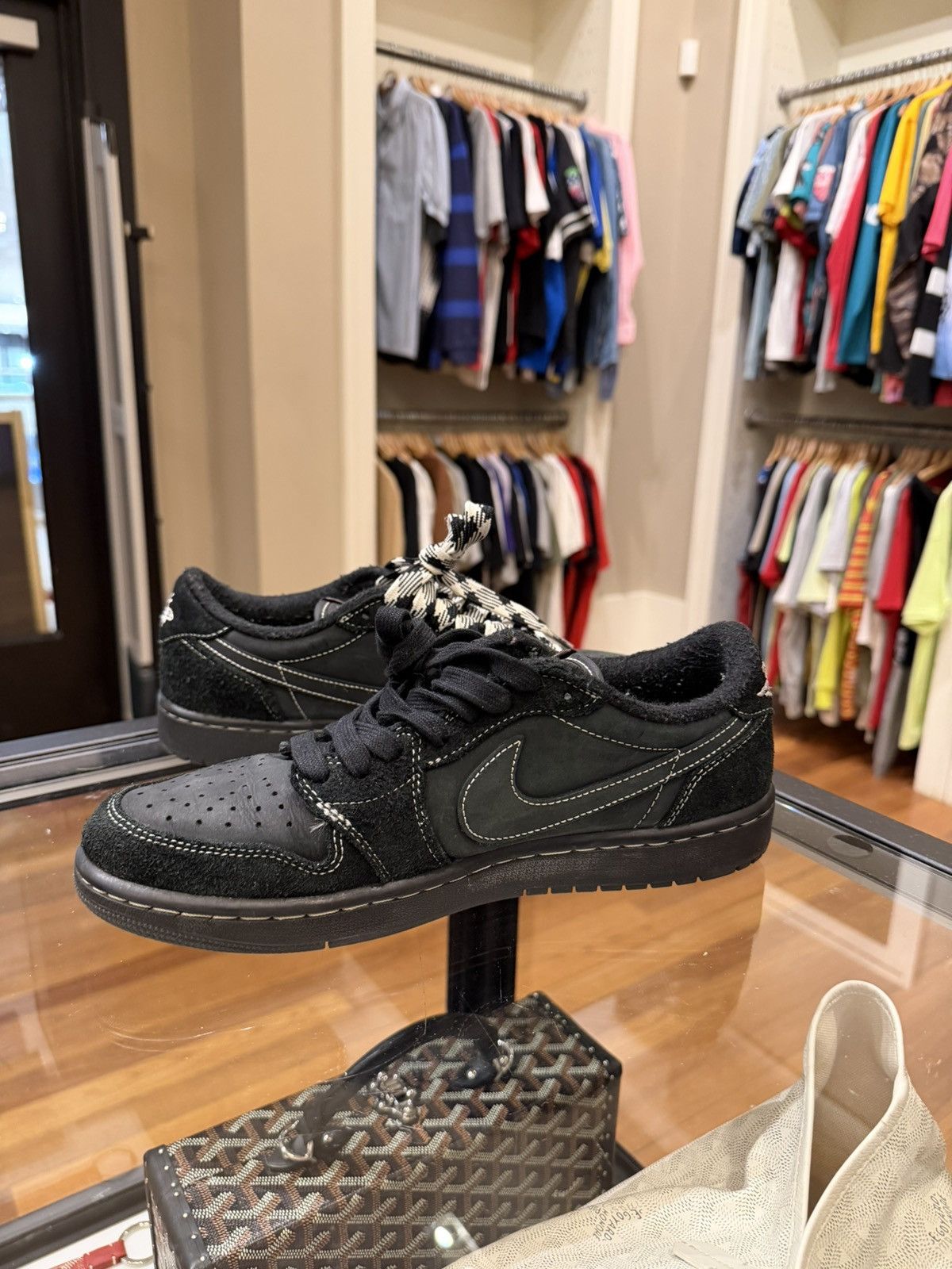 Jordan Brand × Travis Scott Travis Scott x Jordan 1 Retro Low OG SP ‘Black Phantom Size US 9 / EU 42 - 2 Thumbnail