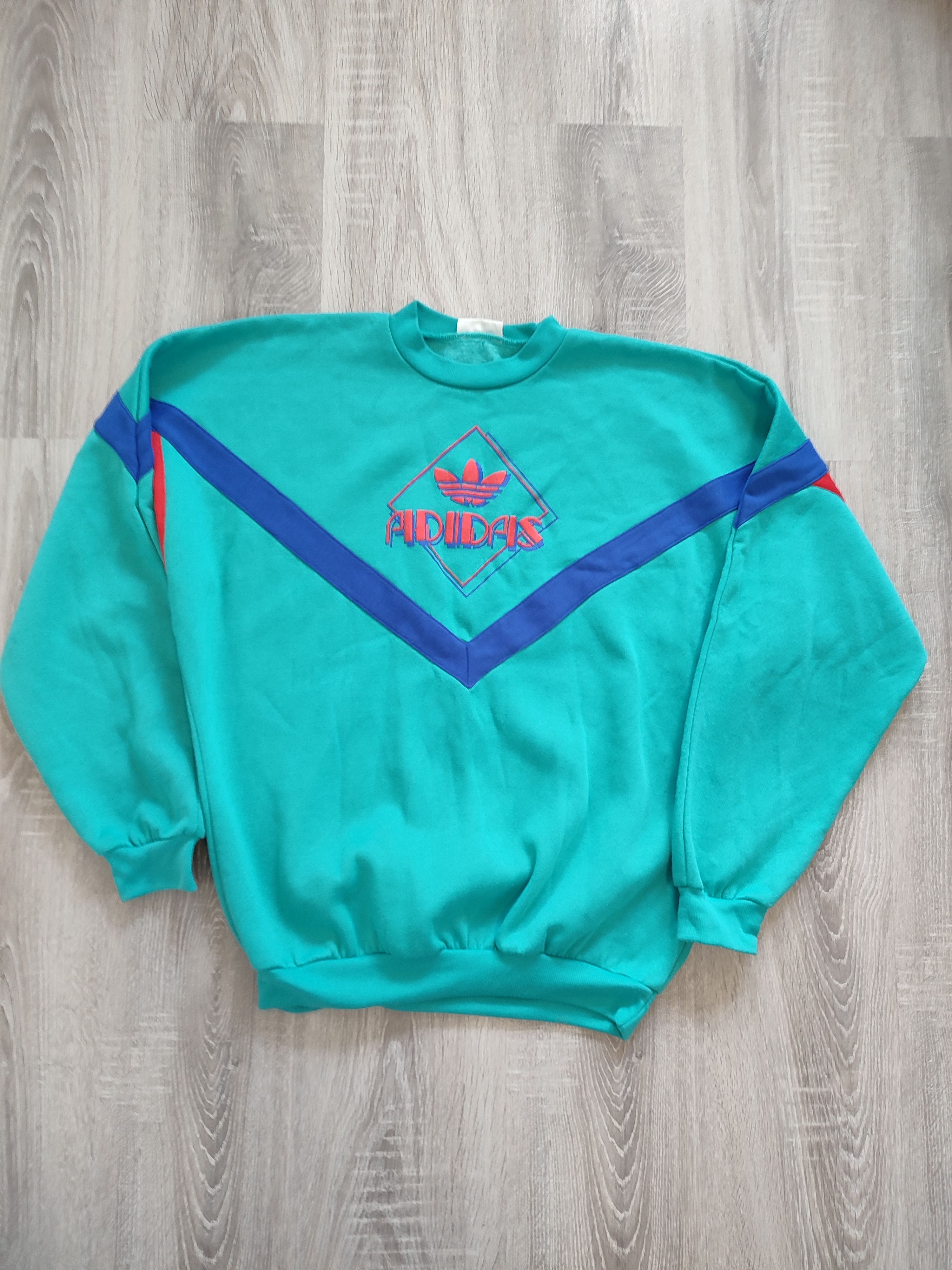 Adidas Vintage Adidas Sweatshirt size L Size US L / EU 52-54 / 3 - 4 Thumbnail