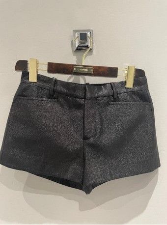 Tom Ford o1w1db10525 SH0059 Mini Short in Black Size 28" / US 6 / IT 42 - 1 Preview