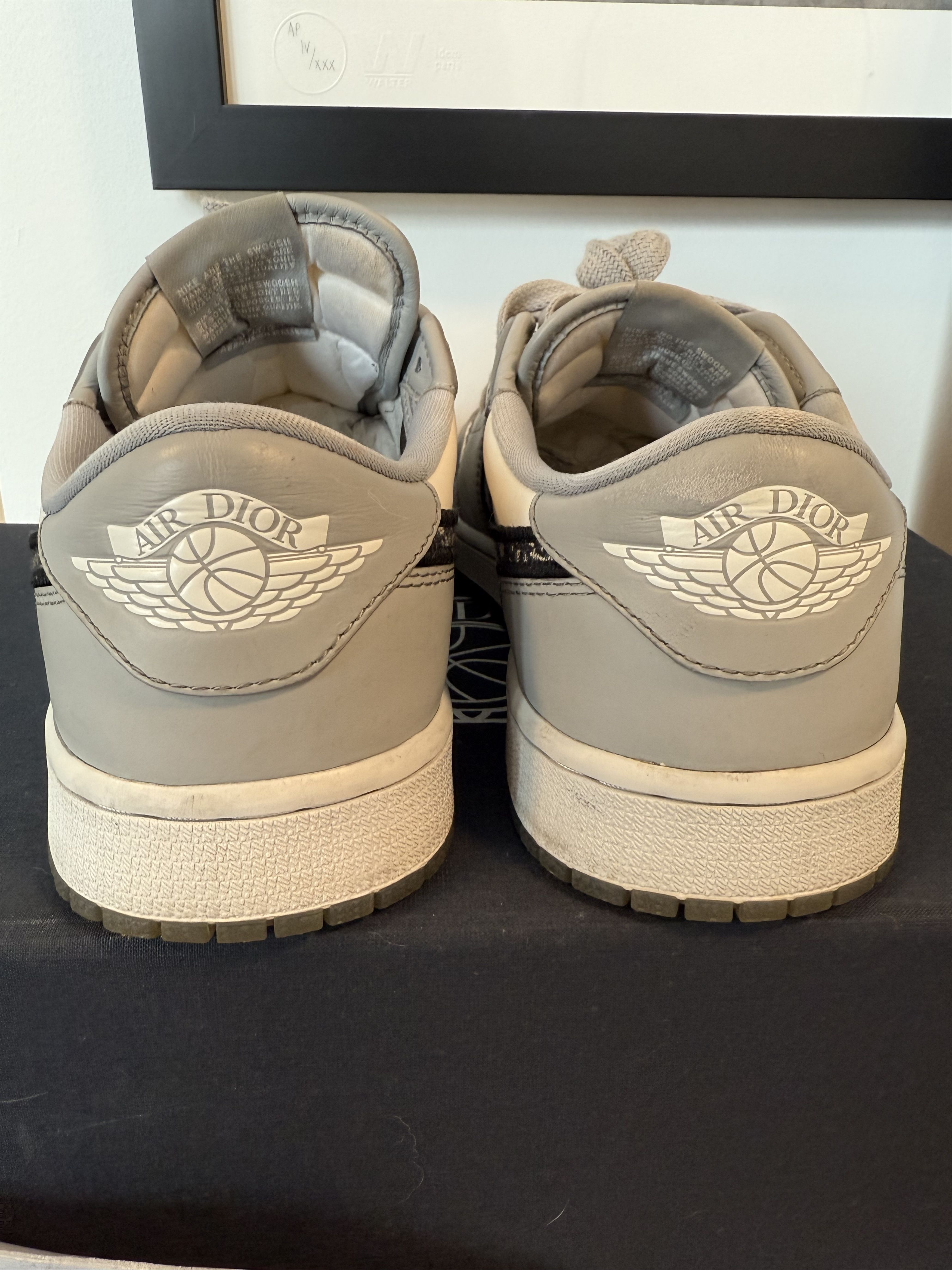 Dior × Jordan Brand Nike Air Jordan 1 x Christian Dior - Low - Size 8.5 - 41.5 Size US 8.5 / EU 41-42 - 6 Thumbnail