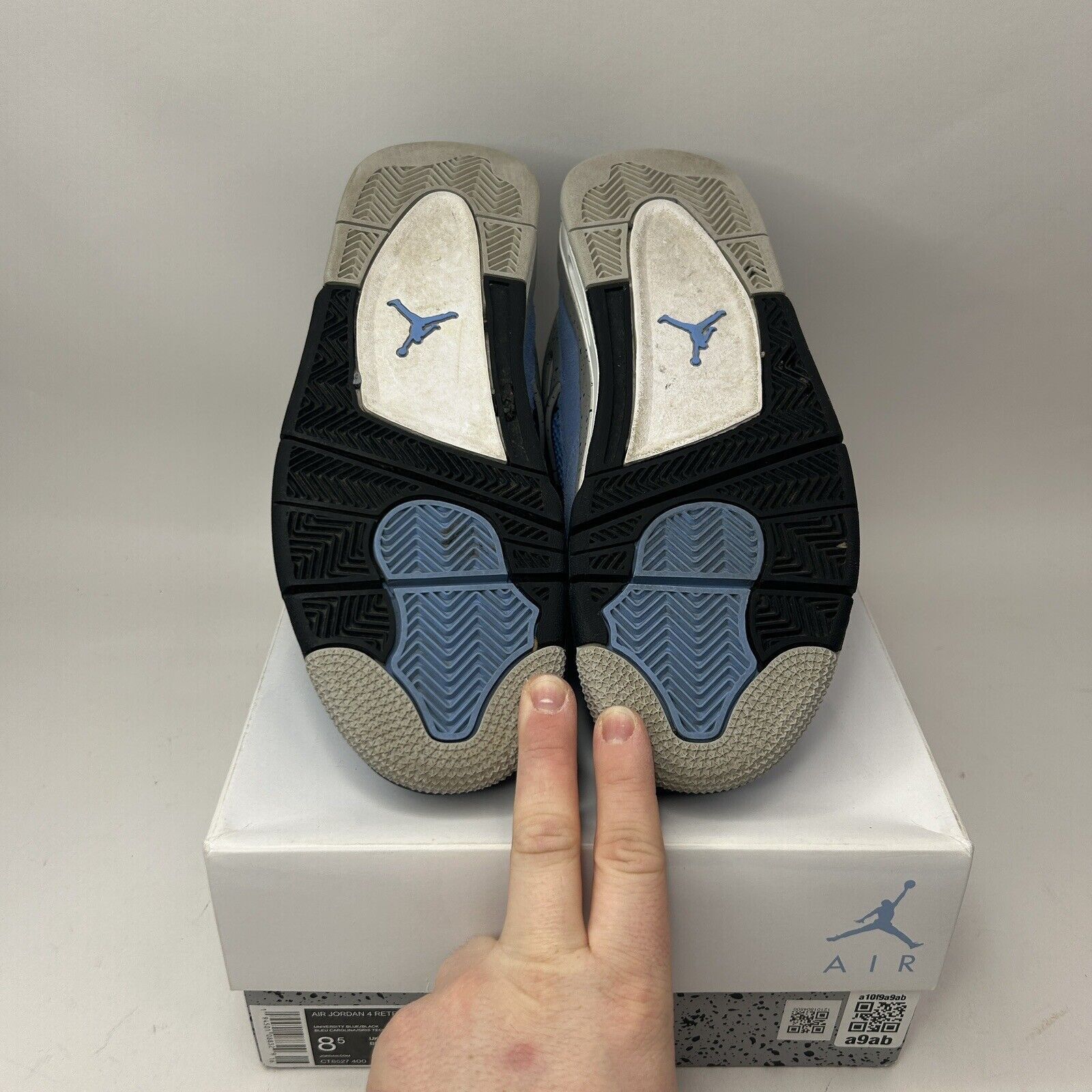 Nike Nike Shoes Air Jordan 4 Retro “University Blue/UNC” 2023 Size US 8.5 / EU 41-42 - 8 Thumbnail