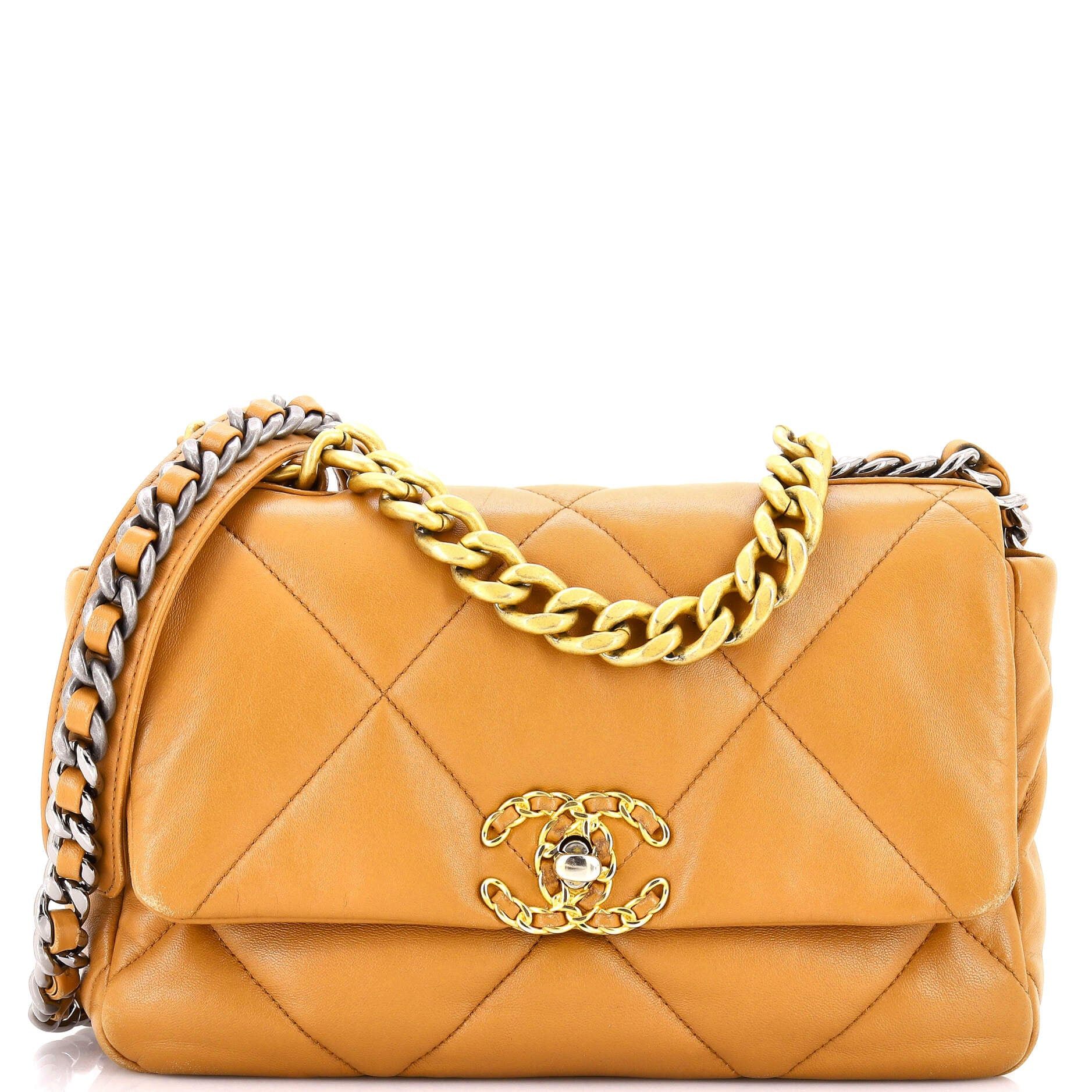 Chanel 19 Flap Bag Size ONE SIZE - 1 Thumbnail