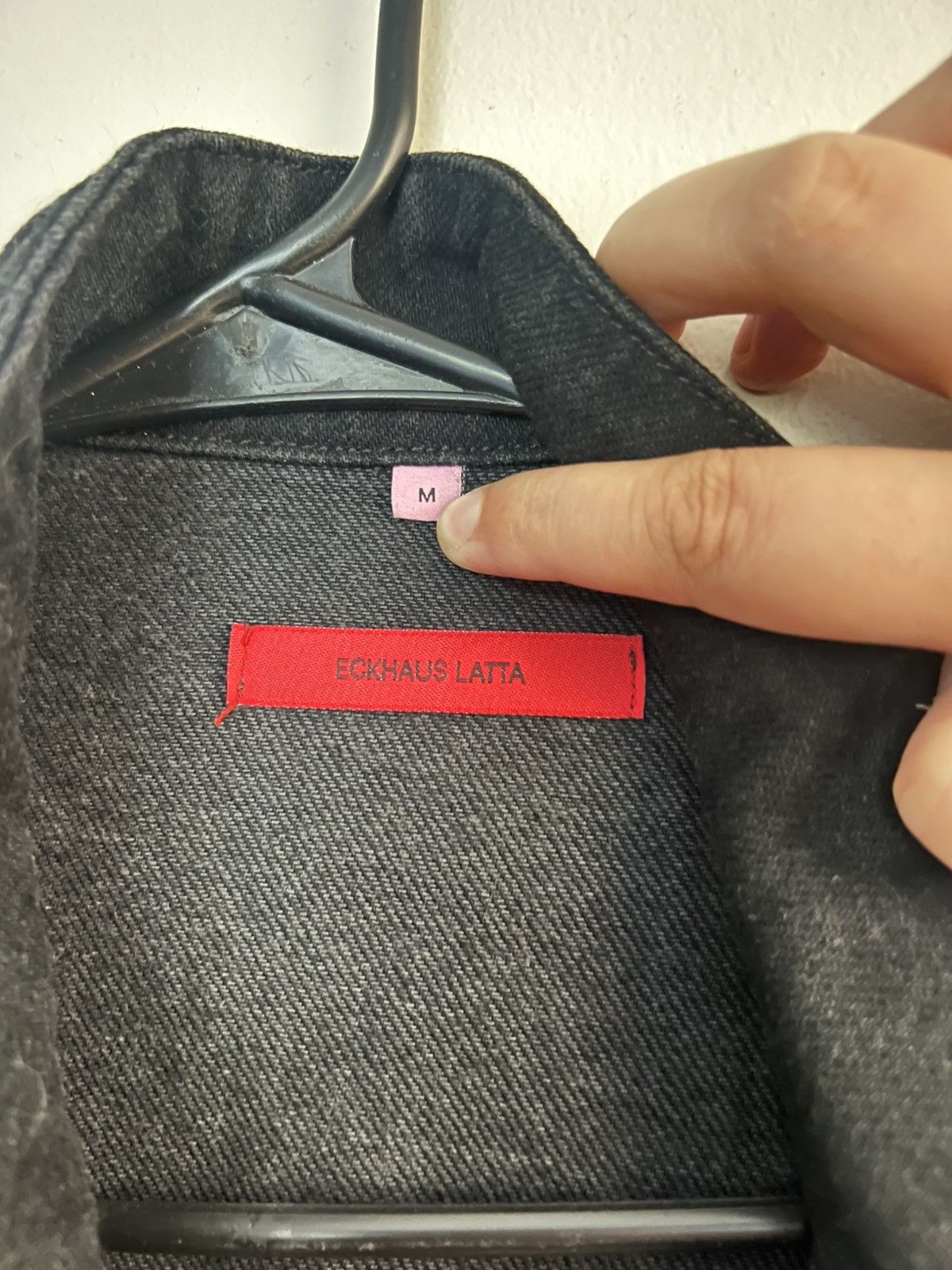 Eckhaus Latta Eckhaus Latta Black Tethered Denim Jacket Size US M / EU 48-50 / 2 - 2 Thumbnail