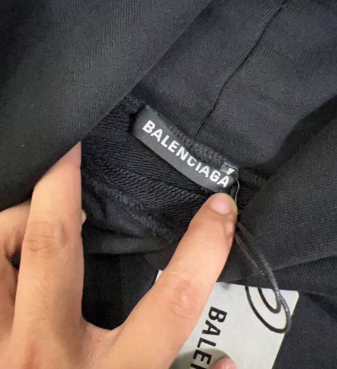 Balenciaga balenciaga Sweater 2410-Nextarrow Size US XXS / EU 40 - 4 Thumbnail