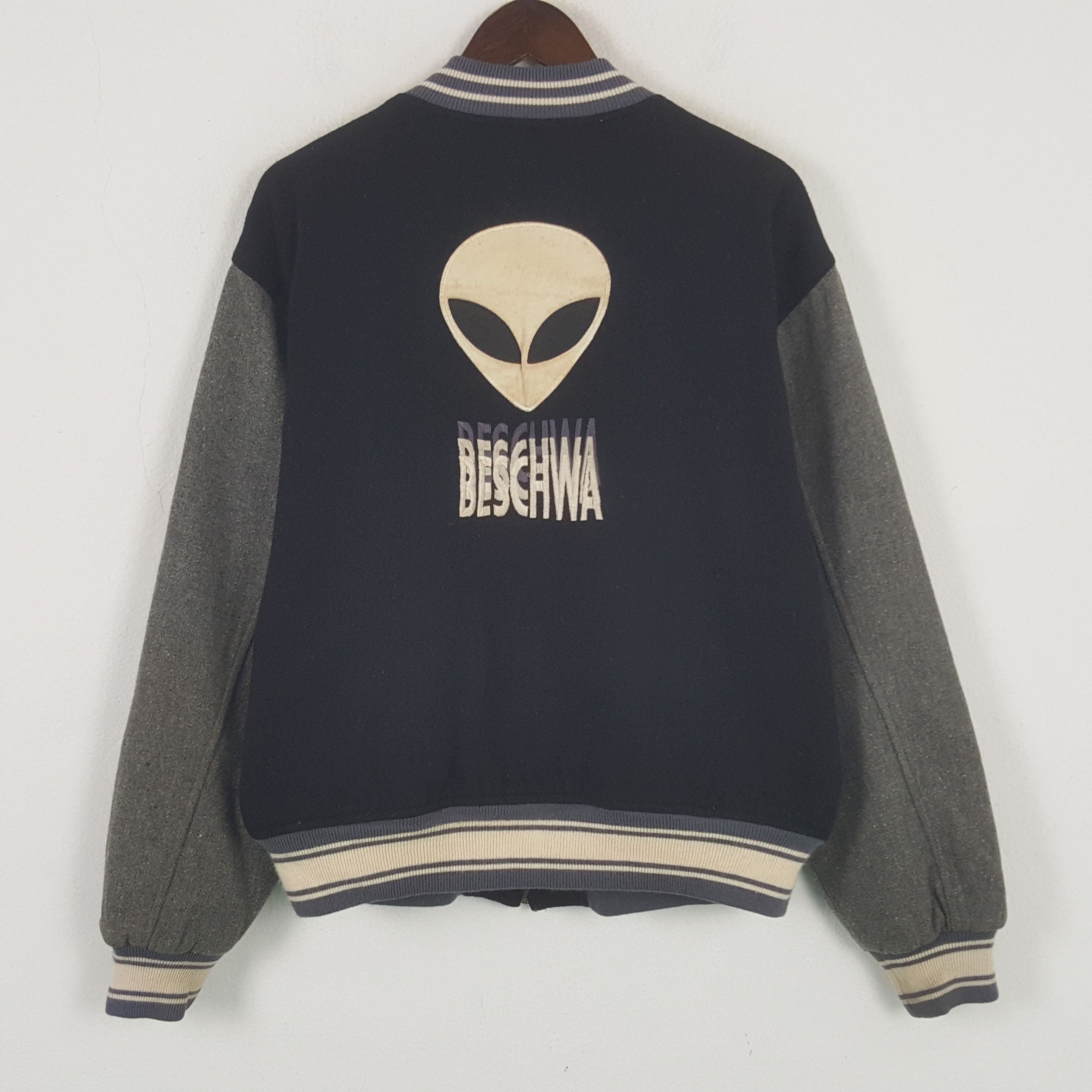 Alien Workshop × Vintage Vintage Beschwa Nevada USA Alien Bomber Jacket Size US L / EU 52-54 / 3 - 1 Thumbnail