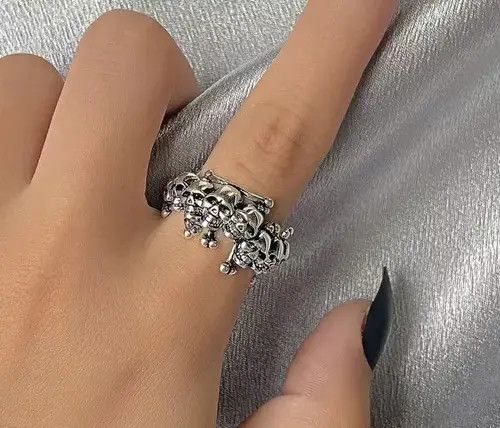 Vintage Mini Skull Around The Ring Size ONE SIZE - 2 Thumbnail
