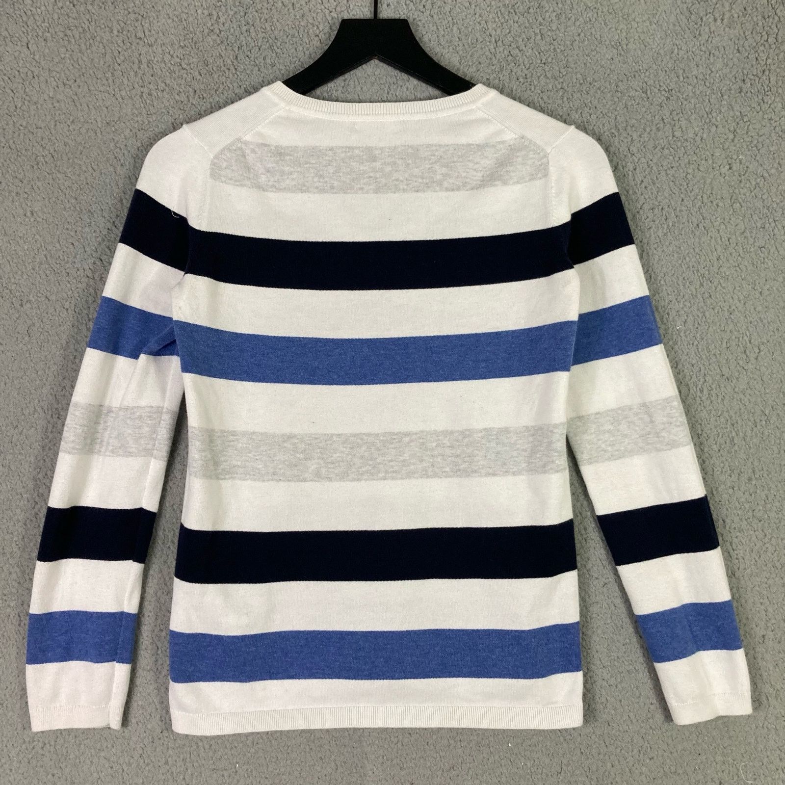 Tommy Hilfiger Tommy Hilfiger Women's Striped V-Neck Sweater Small Casual Size S / US 4 / IT 40 - 6 Thumbnail