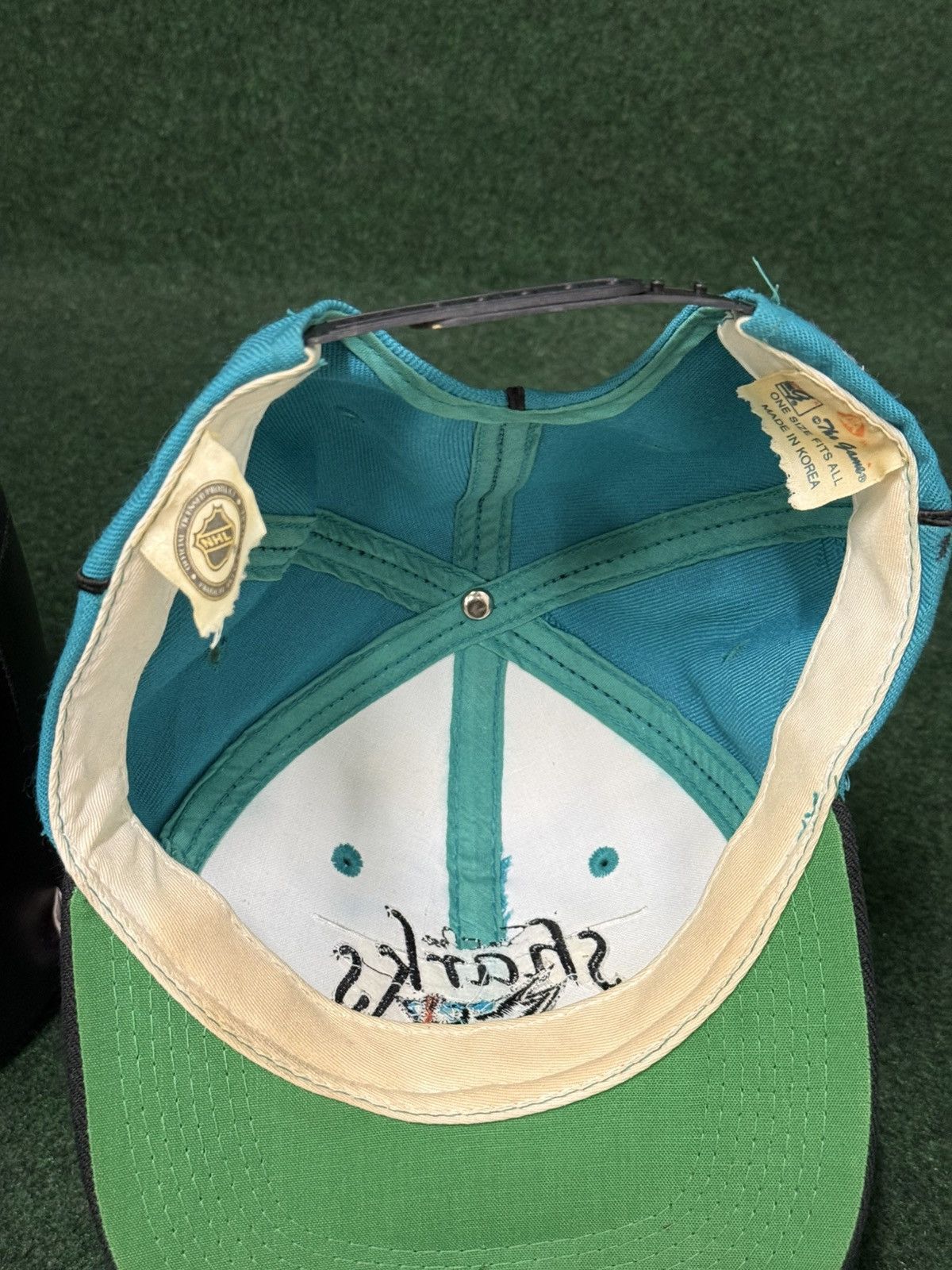 The Game Vintage San Jose Sharks Youngan Snapback Hat Size ONE SIZE - 4 Thumbnail