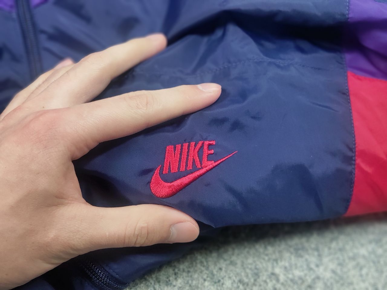 Nike Vintage 90's Nike Swoosh Tracksuit Bright neon Pants Jacket Size US L / EU 52-54 / 3 - 9 Thumbnail