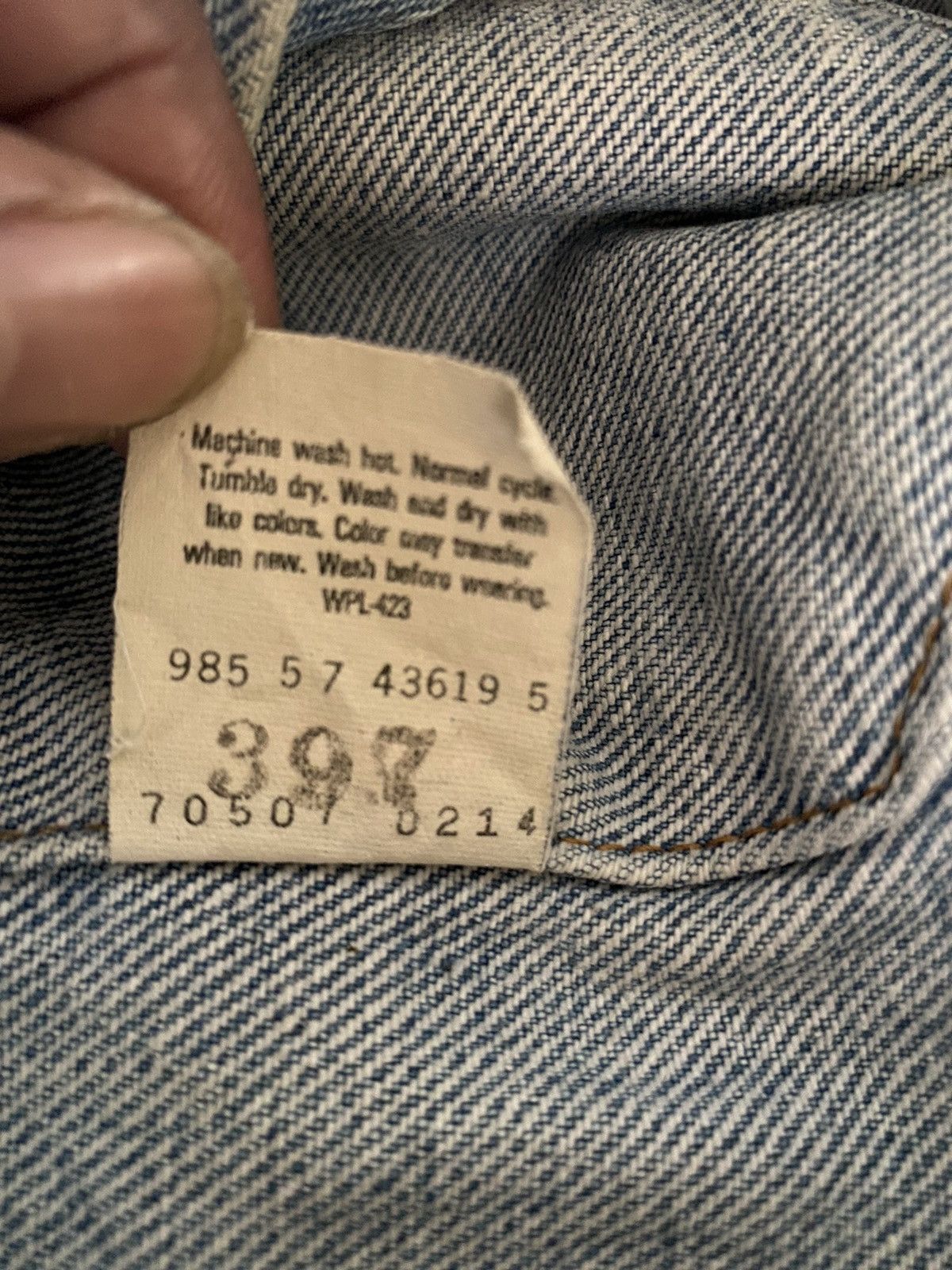 Levi's × Levi's Vintage Clothing Distressed Vintage Levi’s Trucker Denim Jeans Jacket USA Size US S / EU 44-46 / 1 - 22 Thumbnail