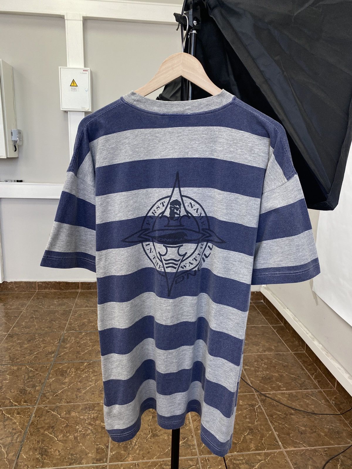 O'Neill Vintage 90s O’Neill Australia T-Shirt Rare Surf Style Y2K Size US L / EU 52-54 / 3 - 1 Thumbnail